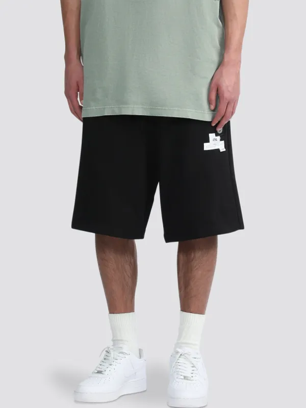 UNFRM PULL ON SWEAT SHORT made by Alpha Industries