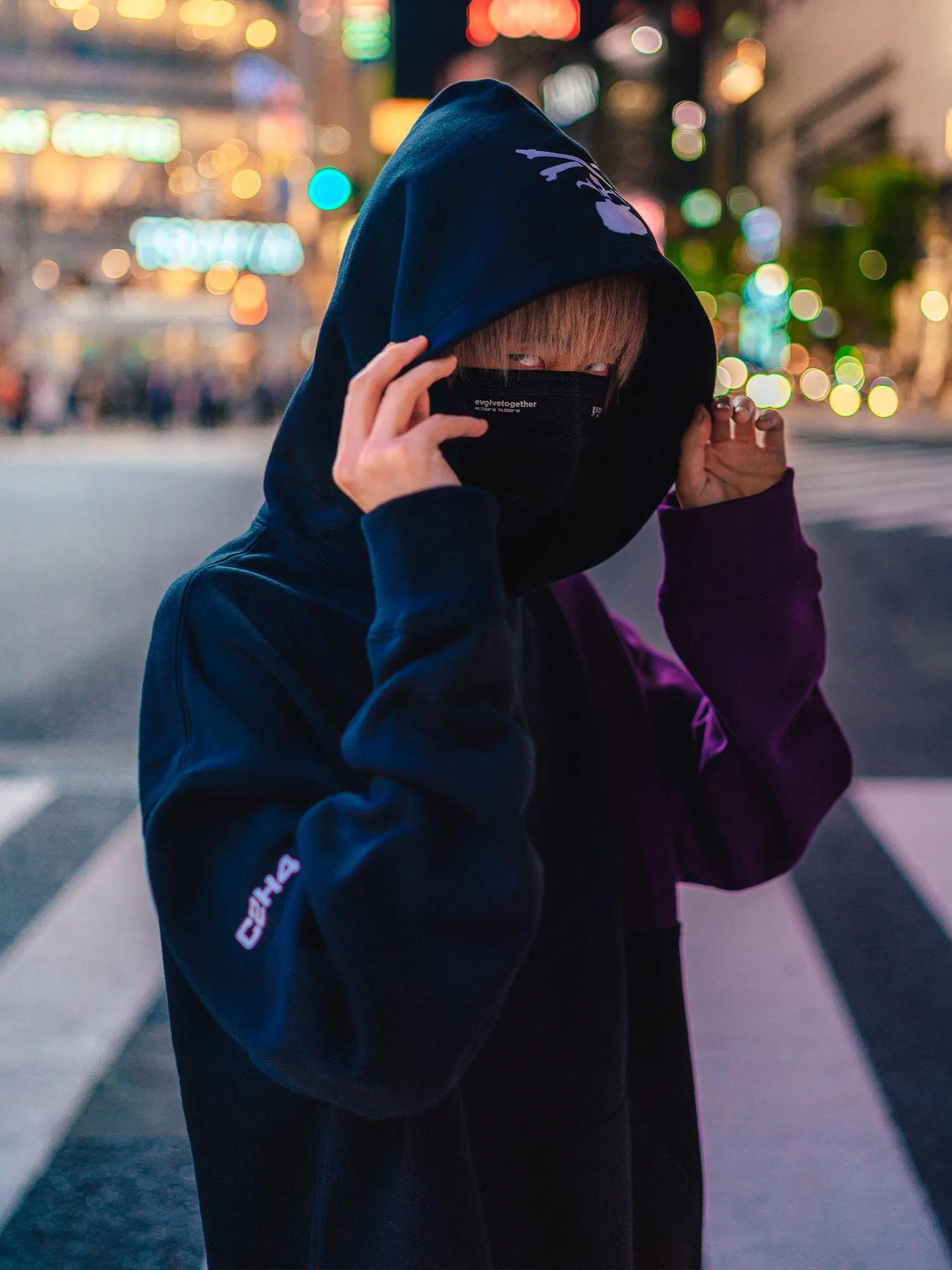 C2H4 X MASTERMIND X ALPHA HOODIE sold by Alpha Industries product image thumbnail 4