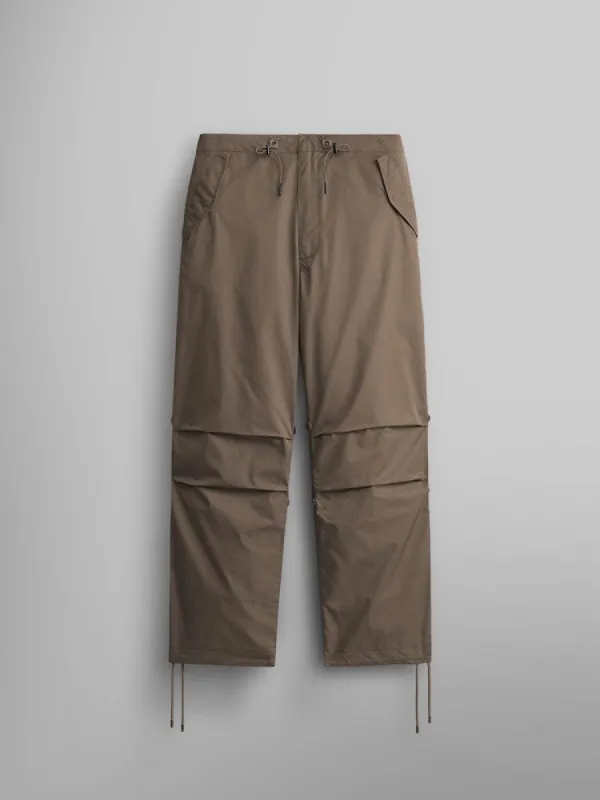 LIGHTWEIGHT PARACHUTE PANT sold by Alpha Industries