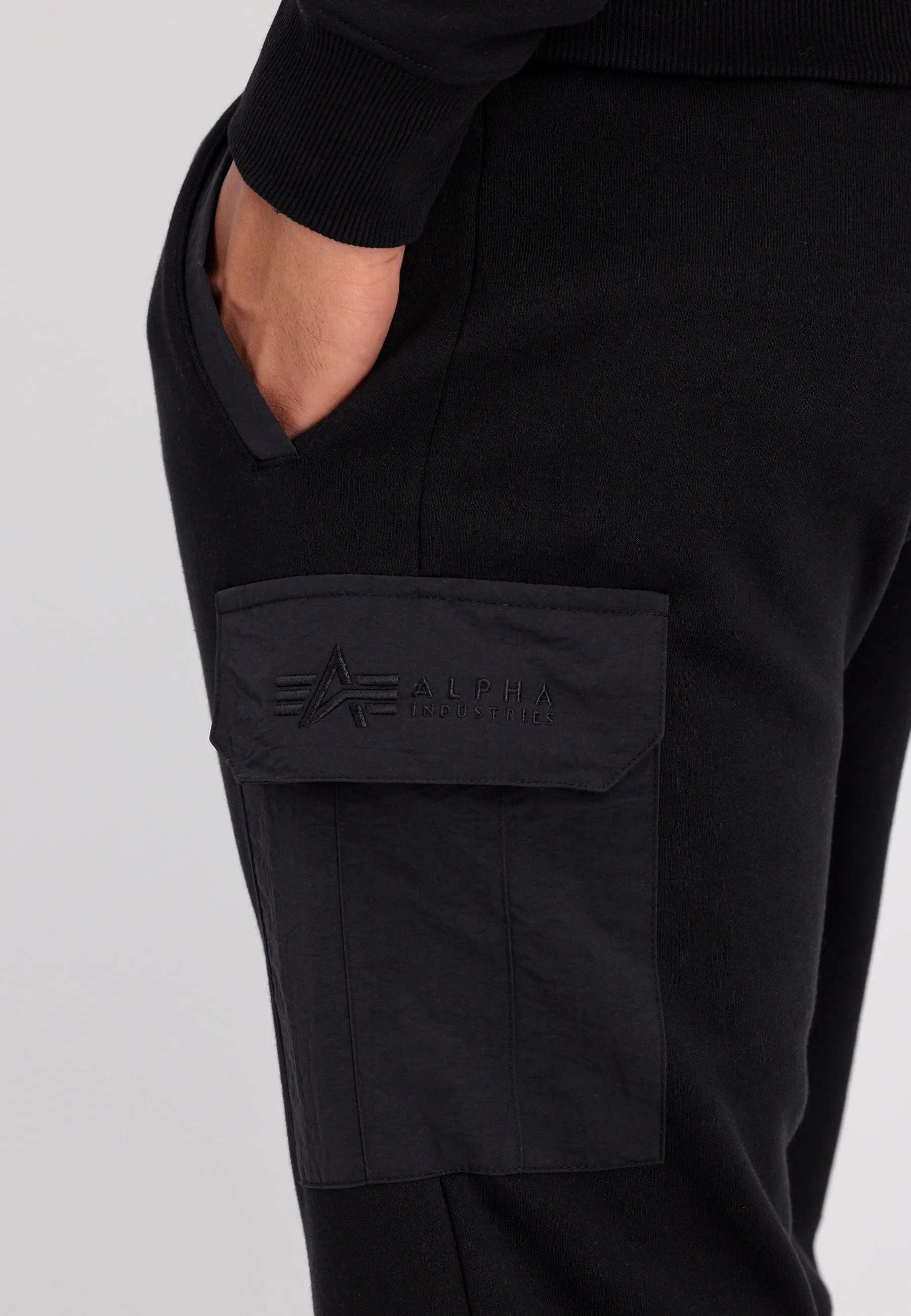 SWEAT NYLON CARGO JOGGER sold by Alpha Industries product image thumbnail 3