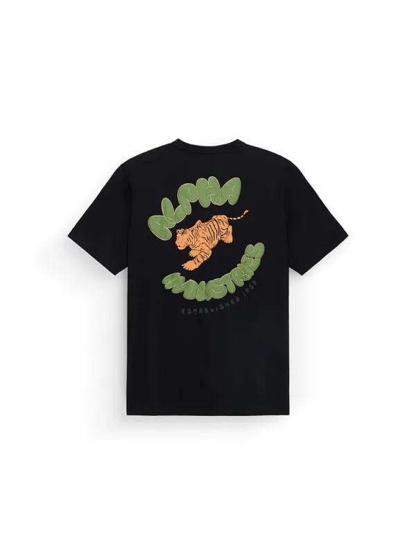 Alpha Industries｜ (ALPHA NEWS PATCH TEE (UTA55012PK 001 Alpha Industries]ALPHA NEWS PATCH TEE (UTA55012PK 001