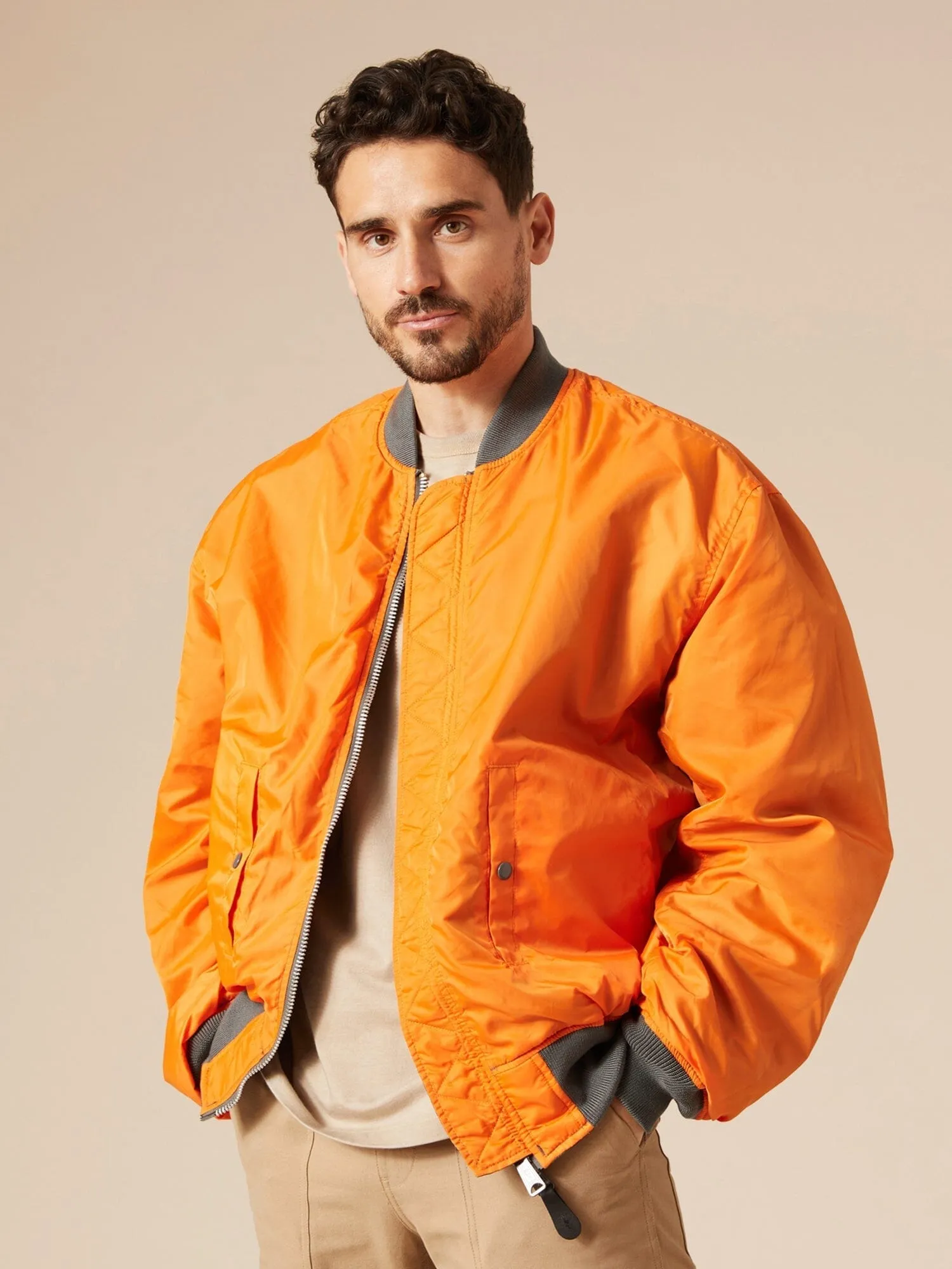 L-2B LOOSE BOMBER JACKET (SEASONAL) sold by Alpha Industries product image thumbnail 4