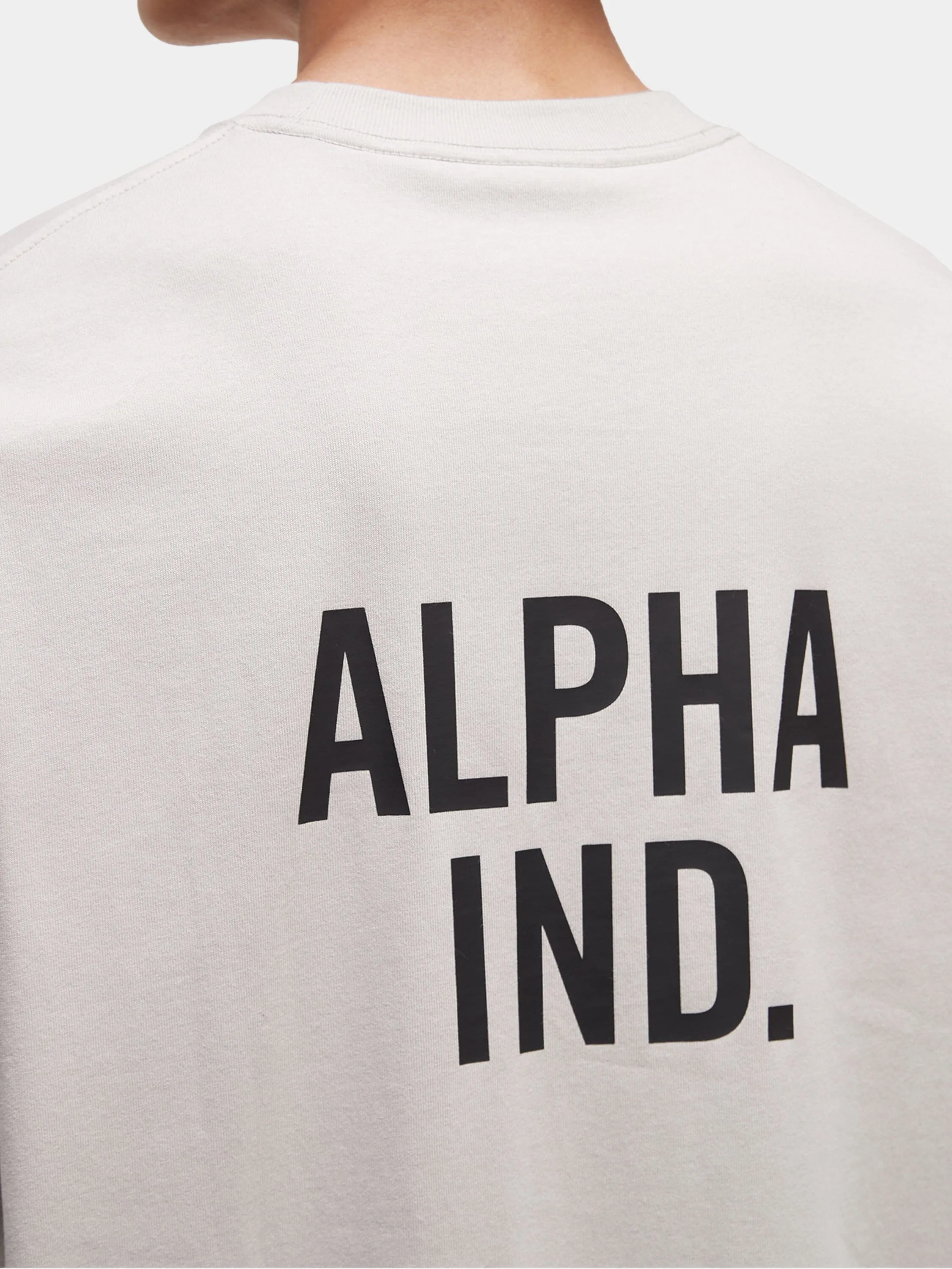 UNFRM LONG-SLEEVED POCKET T-SHIRT sold by Alpha Industries product image thumbnail 5