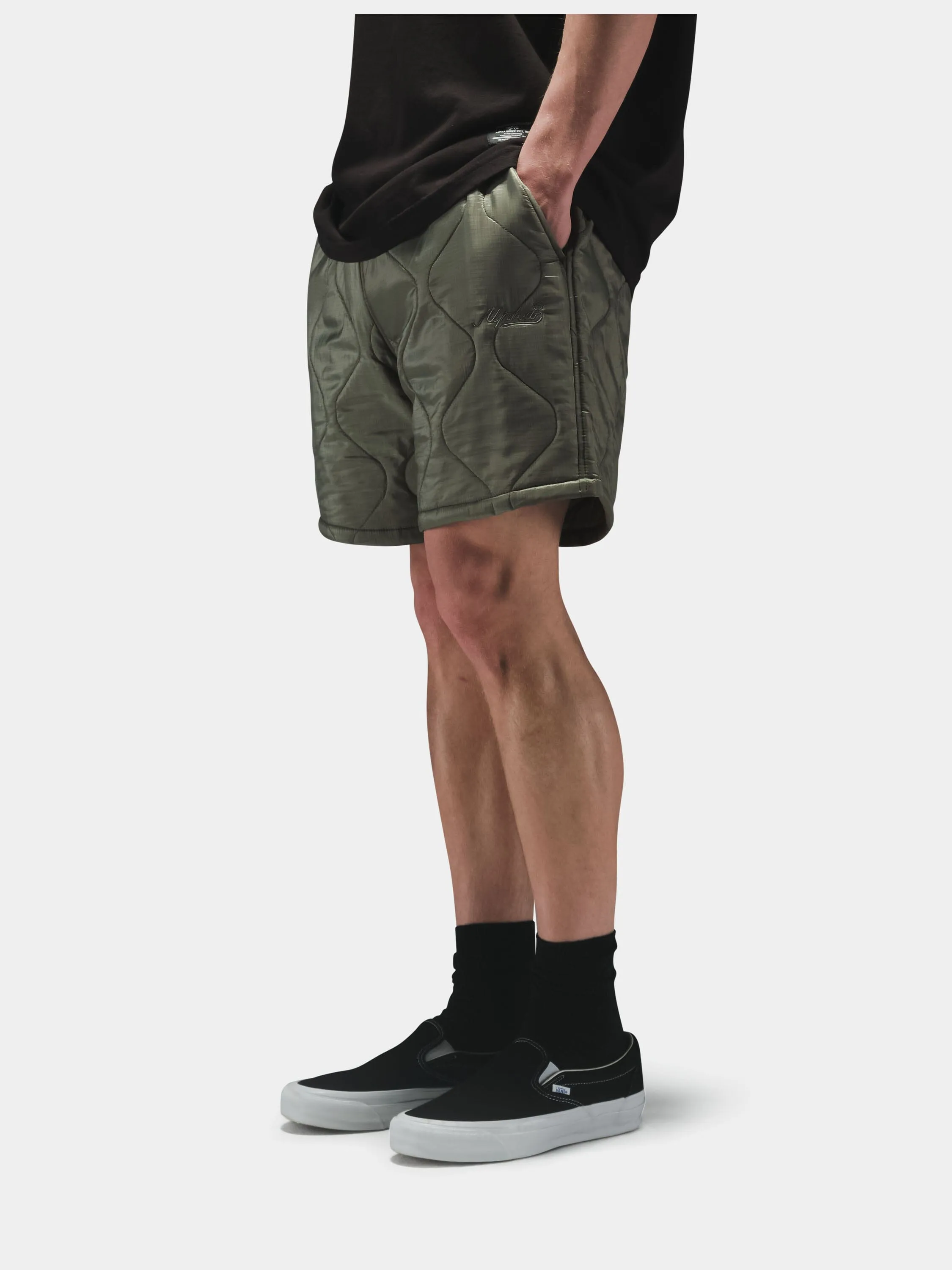 RELAXED QUILTED SHORT sold by Alpha Industries product image thumbnail 4