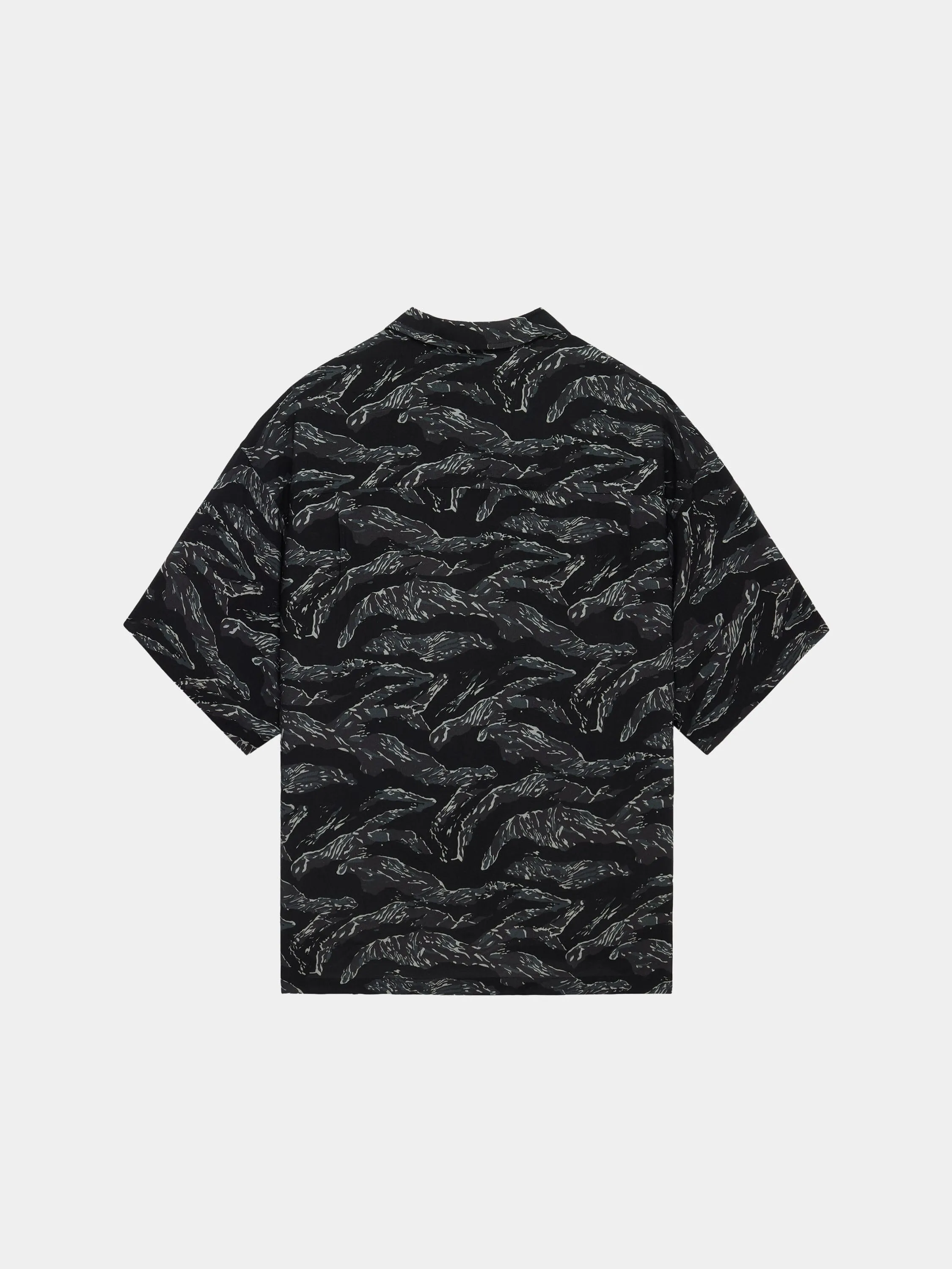 CAMO RELAXED CAMP SHORT SLEEVE SHIRT sold by Alpha Industries product image thumbnail 5