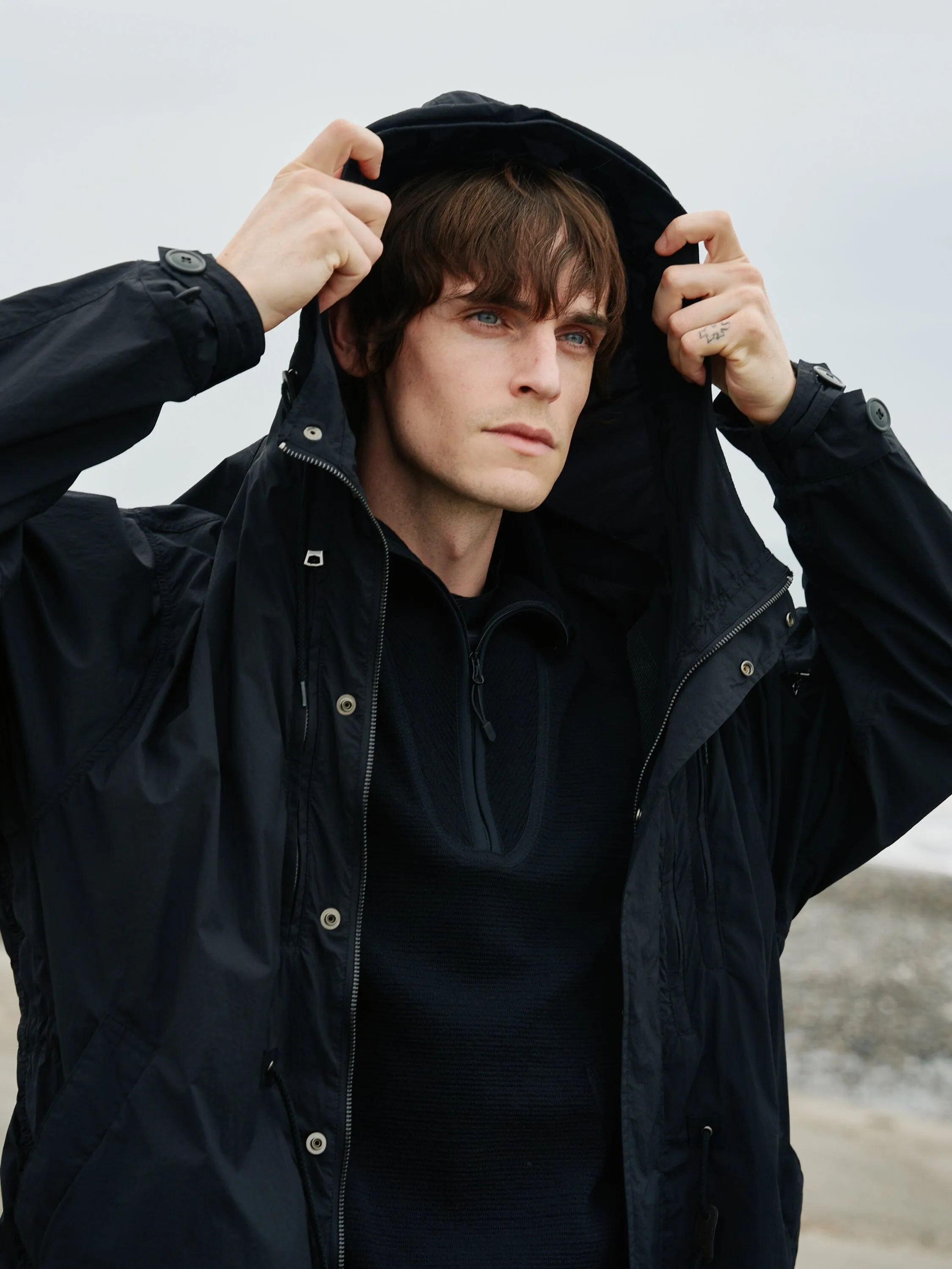 WHITE MOUNTAINEERING X ALPHA FISHTAIL PARKA sold by Alpha Industries product image thumbnail 4