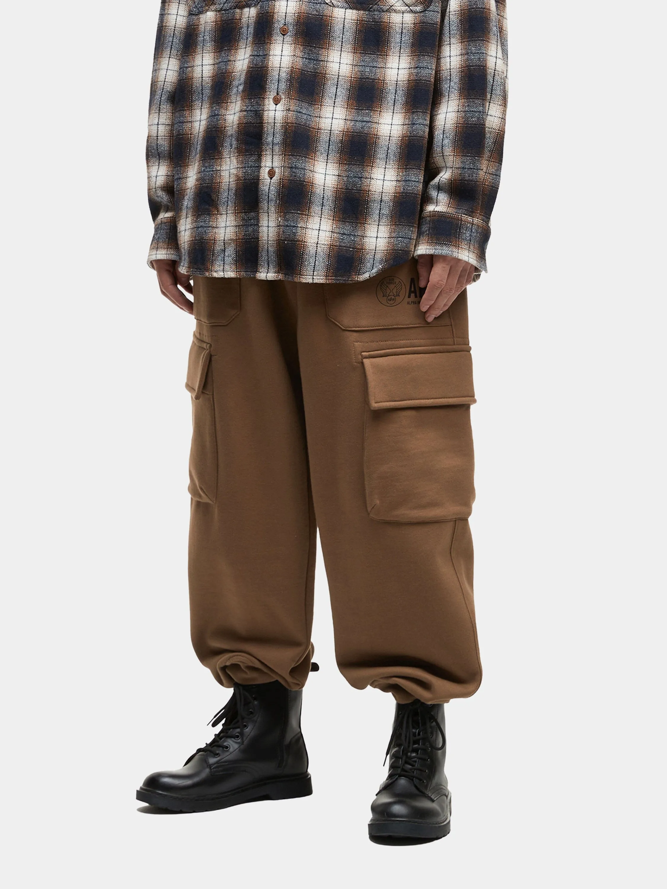 UNFRM CARGO SWEATPANT (TAN) sold by Alpha Industries product image thumbnail 2
