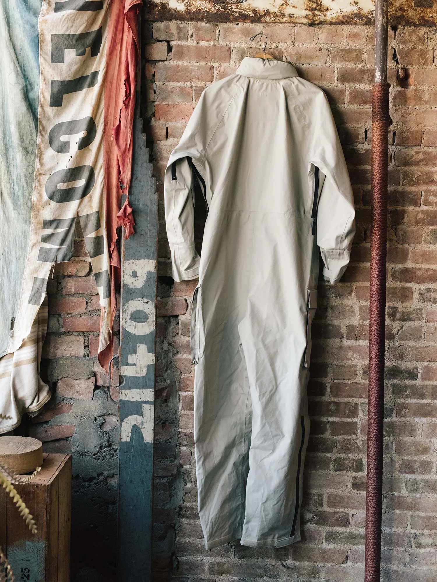 DEADSTOCK GI JP-8 GORETEX COVERALLS sold by Alpha Industries product image thumbnail 3