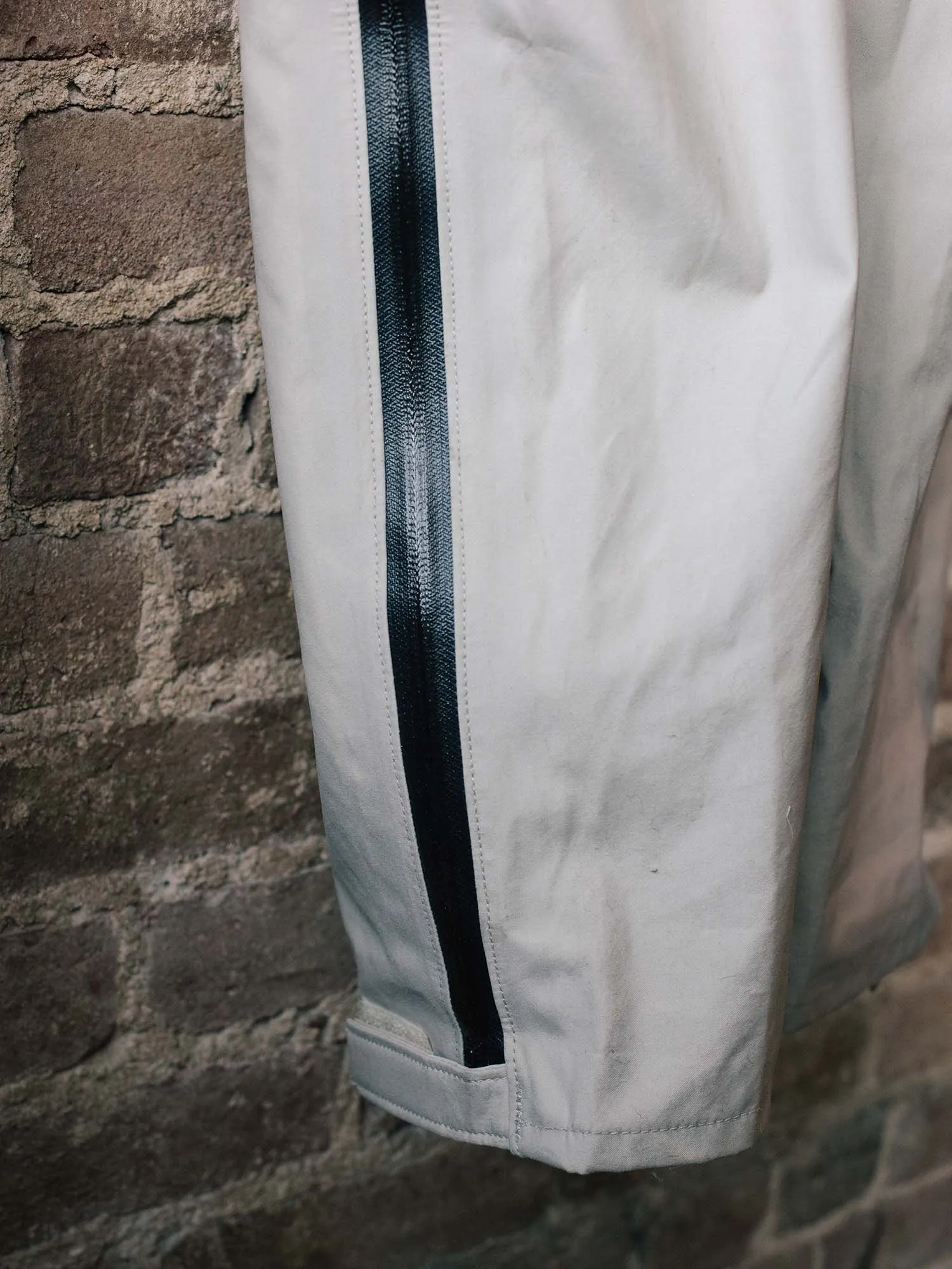 DEADSTOCK GI JP-8 GORETEX COVERALLS sold by Alpha Industries product image thumbnail 5