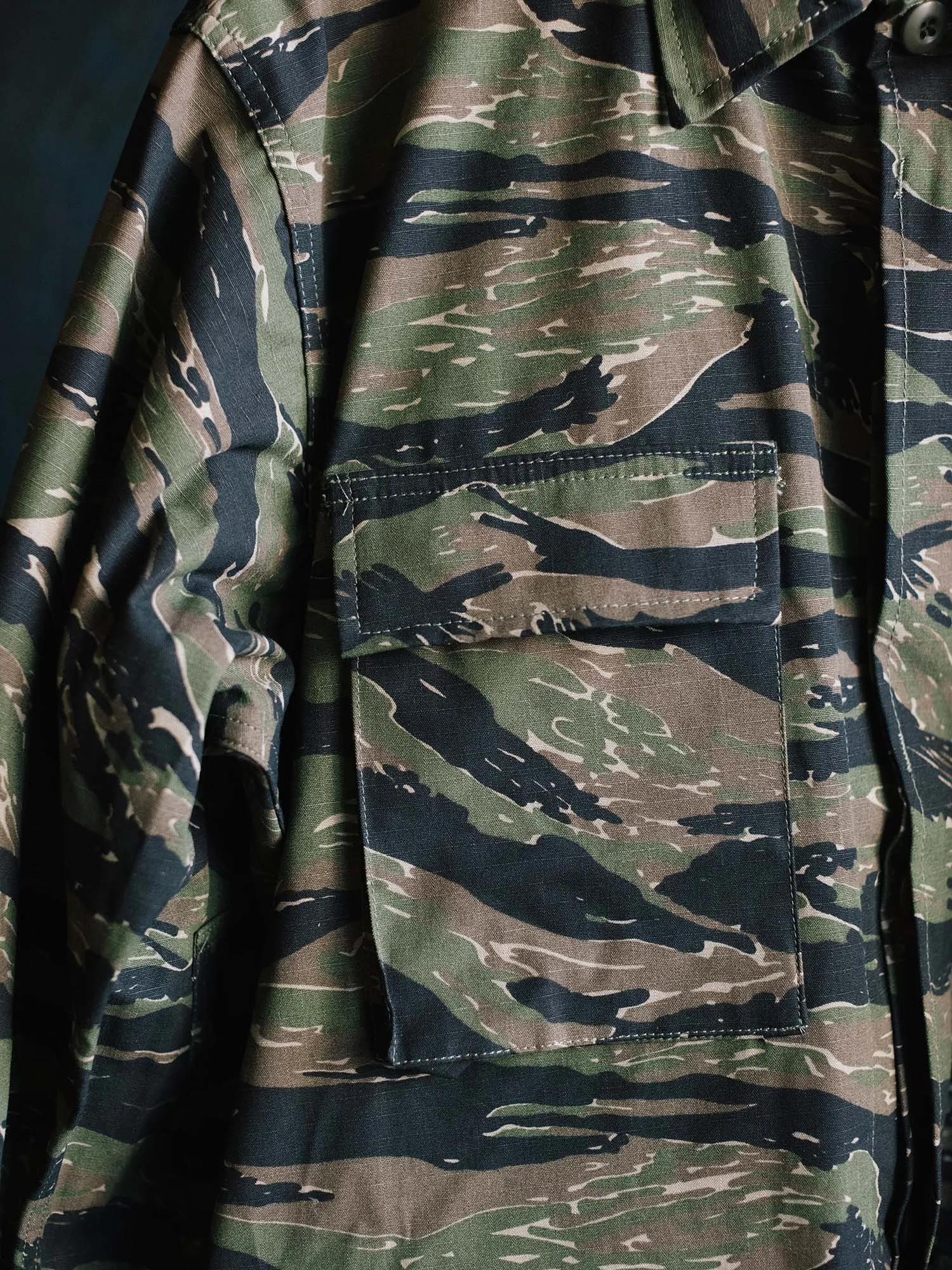 VINTAGE MIL SPEC COTTON RIPSTOP BDU SHIRT sold by Alpha Industries product image thumbnail 5