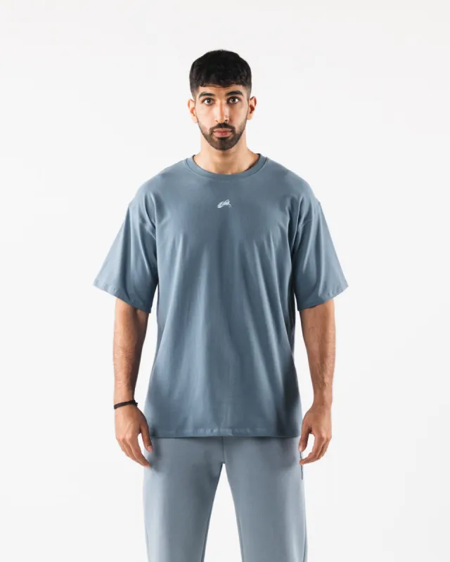 Aligned Tee - Glacier sold by Alphalete