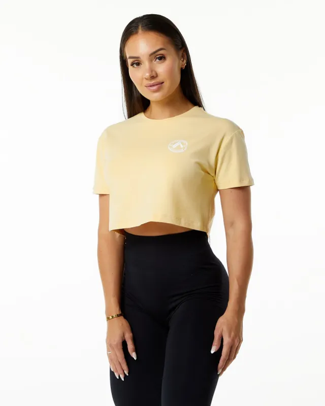Dynasty Crop - Daffodil sold by Alphalete