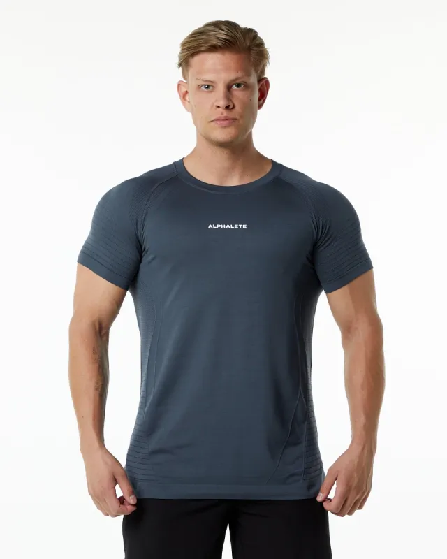 Ozone Tee - Carbon sold by Alphalete
