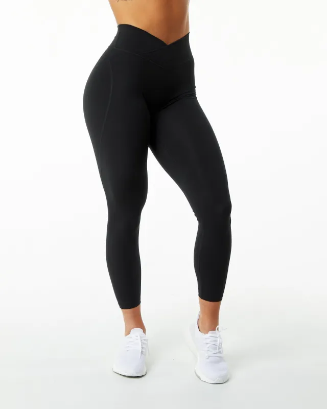Surface Power Legging - Black sold by Alphalete