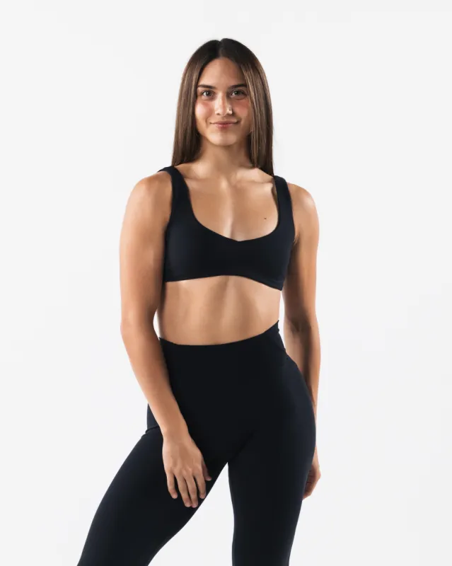 Aura Sculpt Bra - Black sold by Alphalete