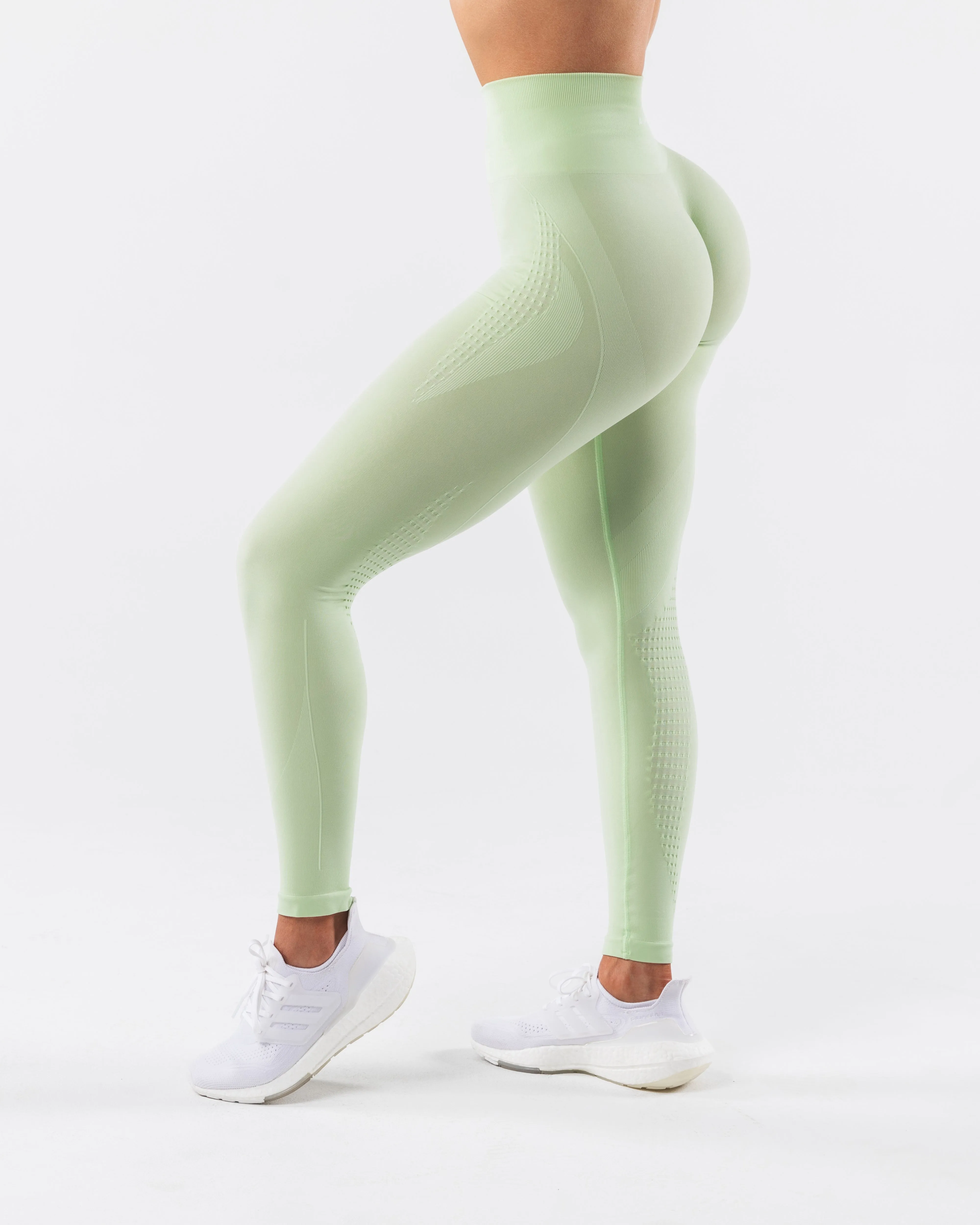 Contour Ultra-High Rise Legging - Citrus Frost sold by Alphalete product image thumbnail 4