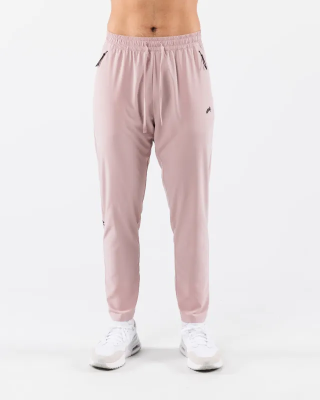 Swift Training Pant - Porcelain sold by Alphalete