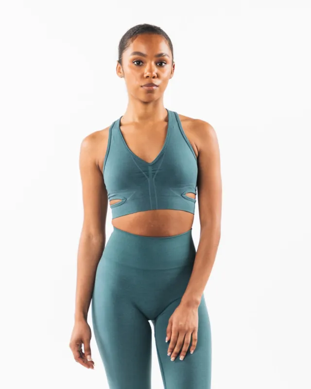 Stratus Bra - Ocean sold by Alphalete