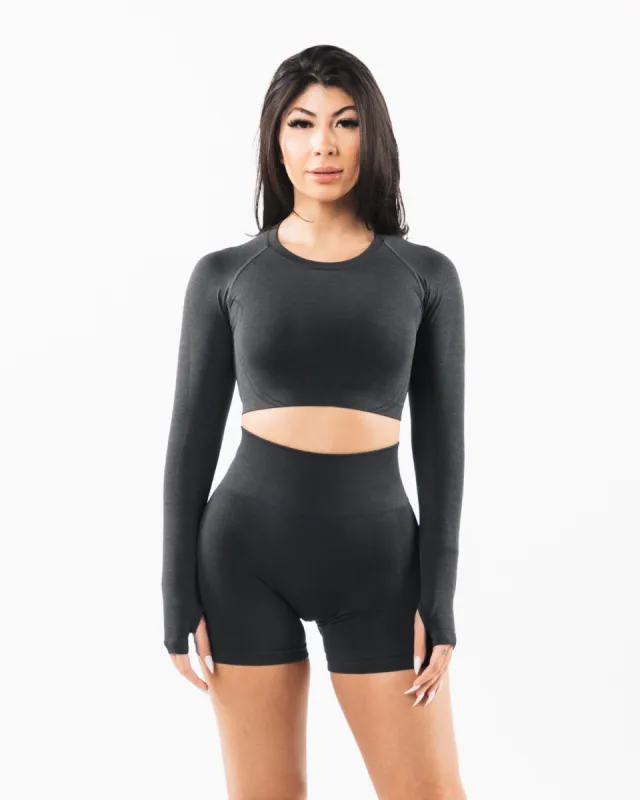 Stratus LS Crop - Shadow sold by Alphalete