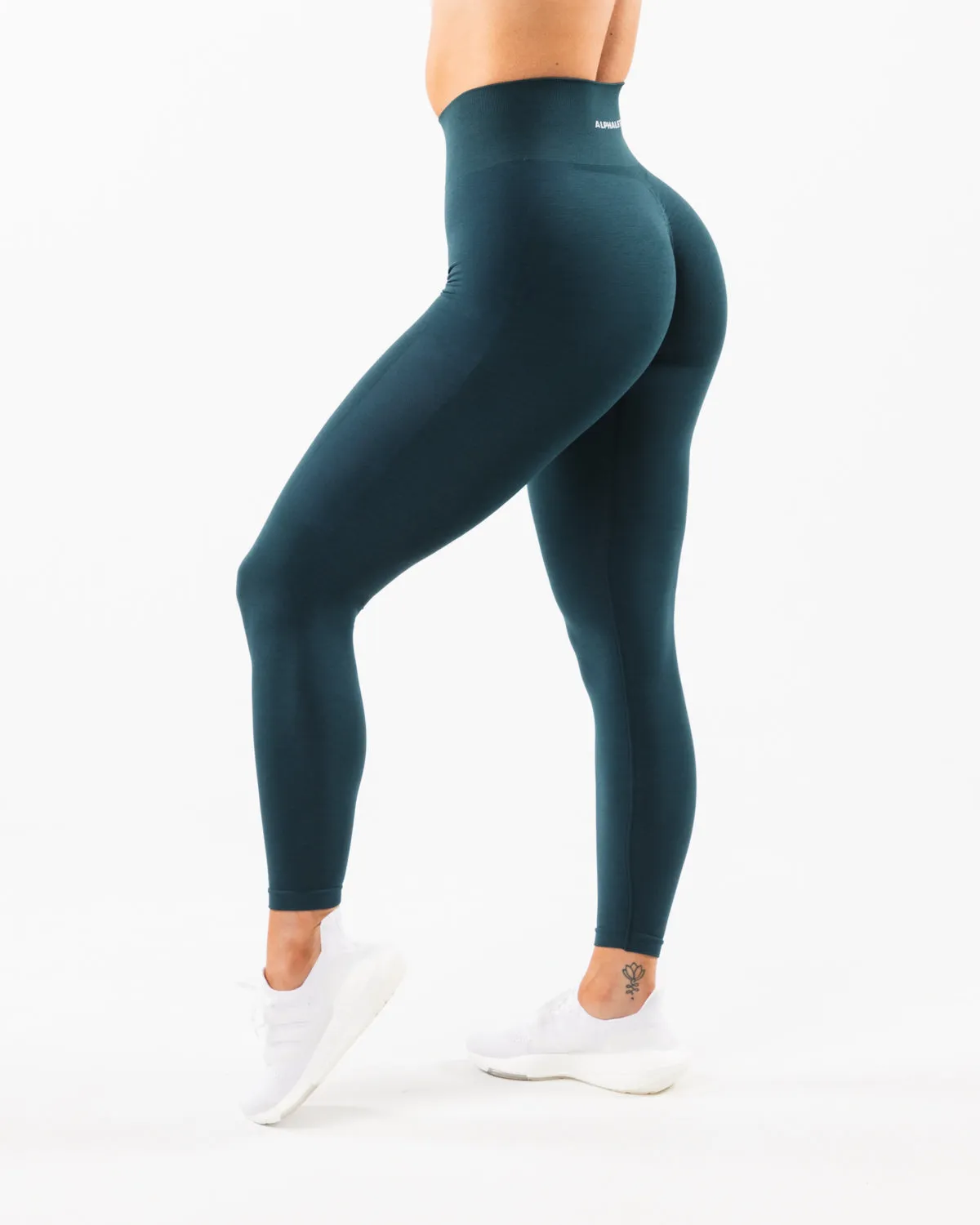 Amplify Legging - Midnight sold by Alphalete product image thumbnail 4