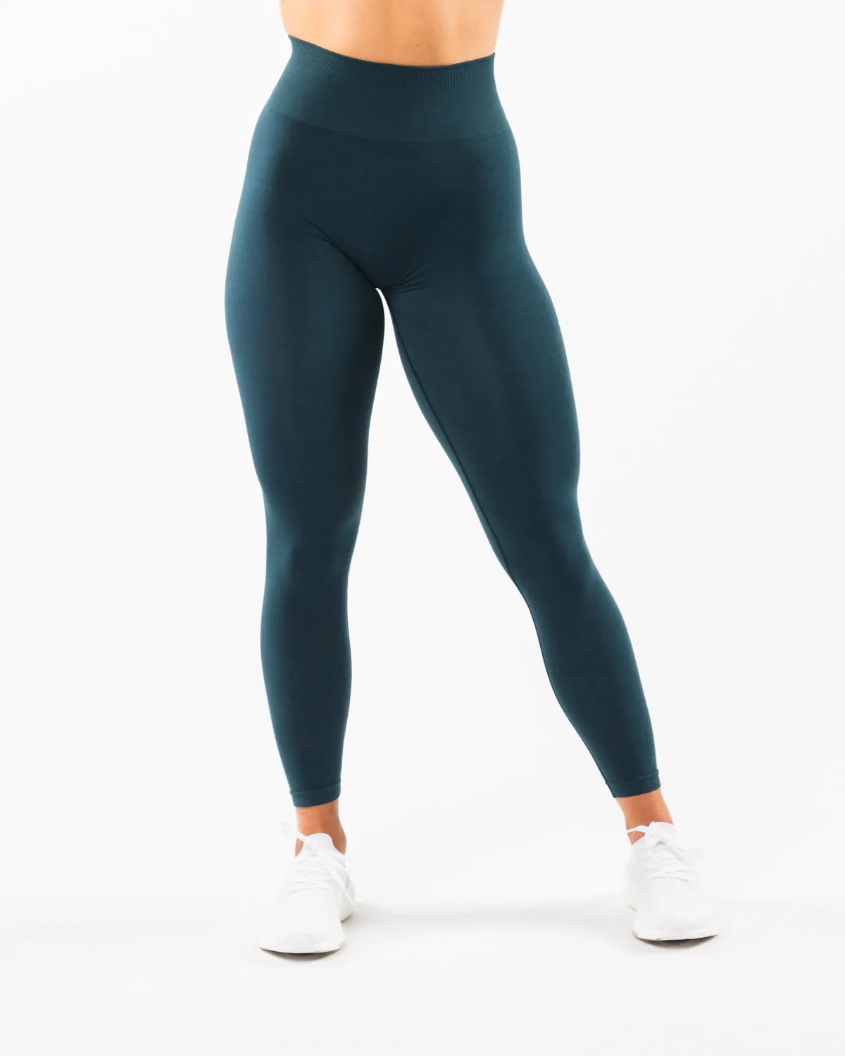 Amplify Legging - Midnight sold by Alphalete product image thumbnail 3