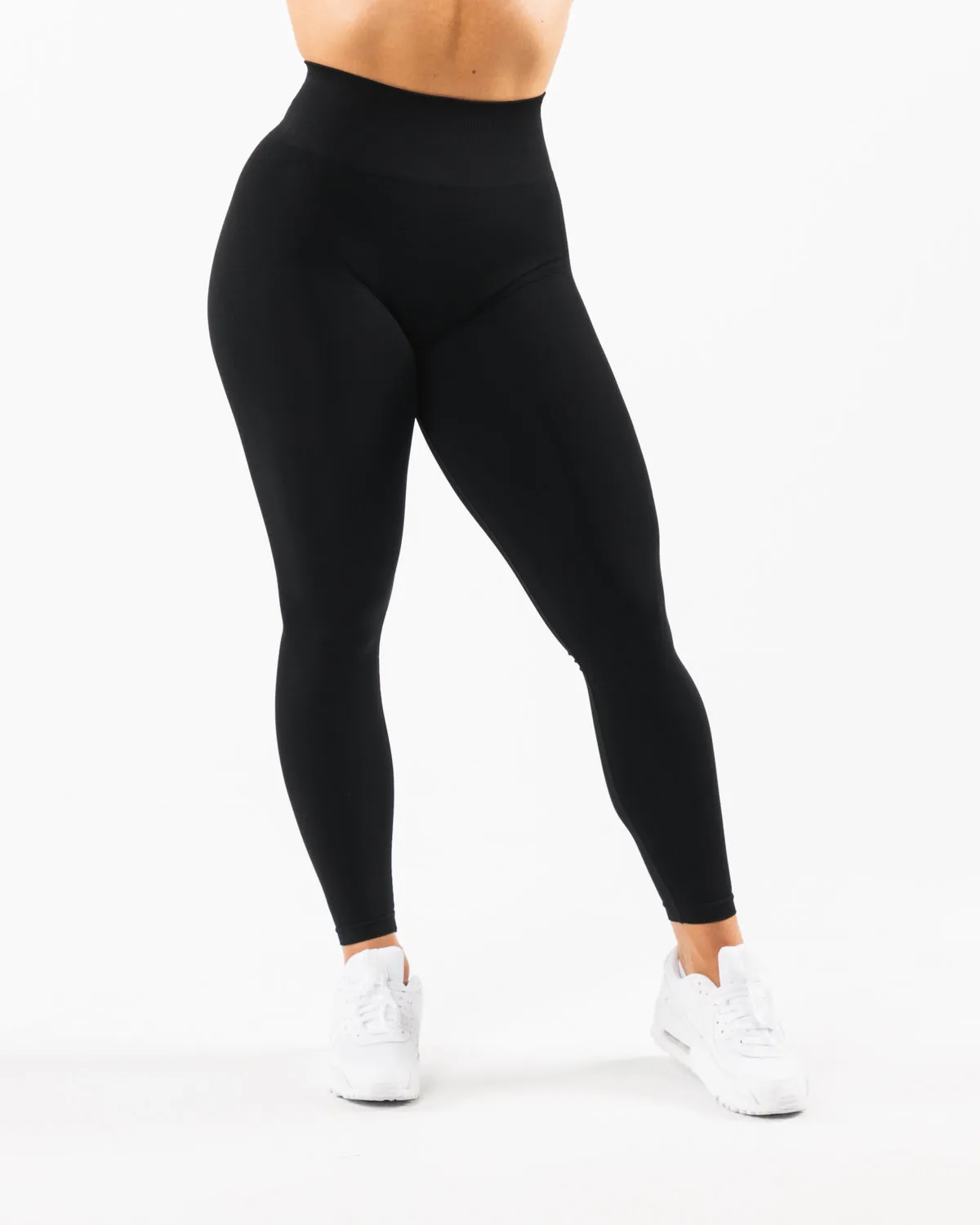 Amplify Ultra-High Rise Legging - Black sold by Alphalete product image thumbnail 3