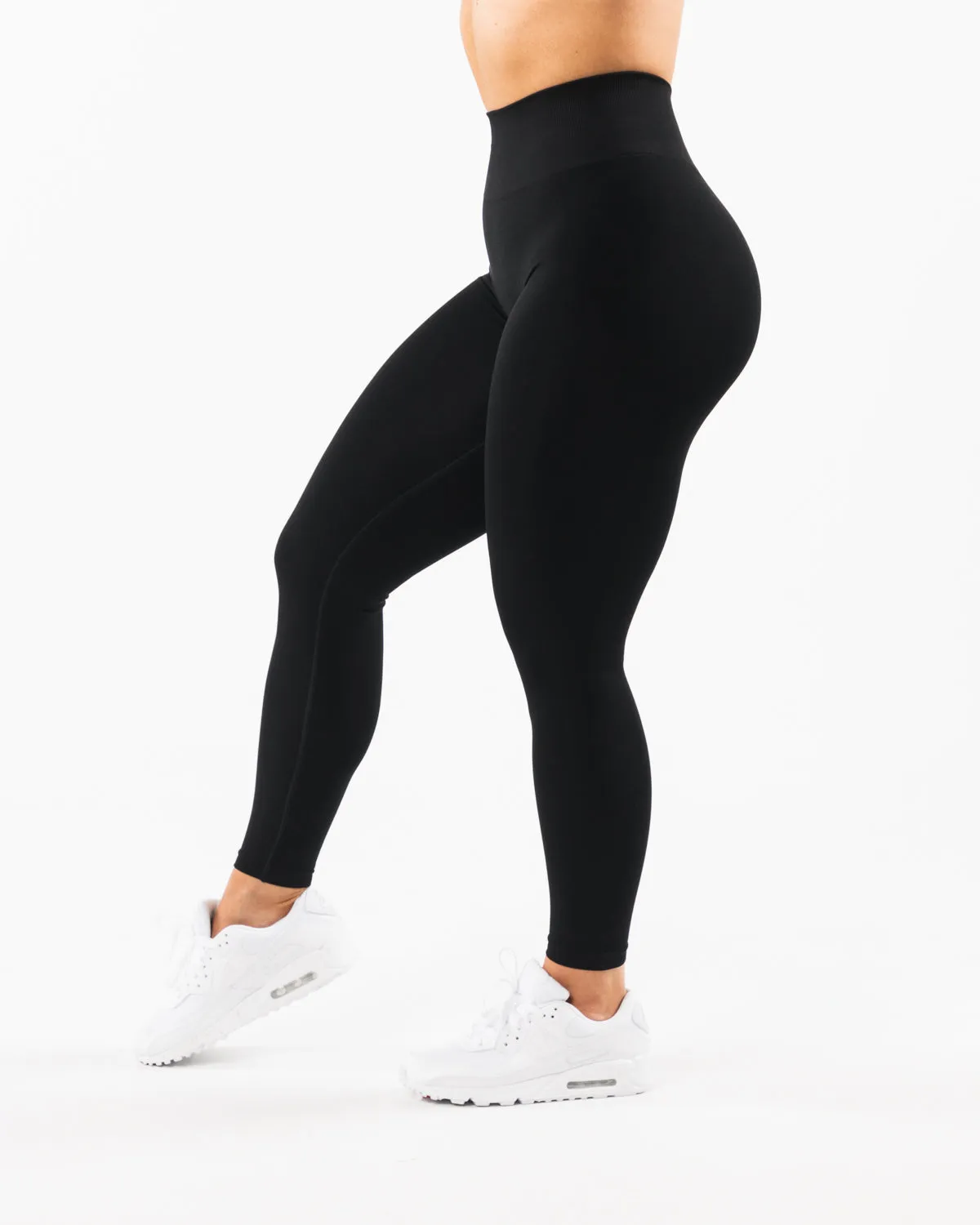 Amplify Ultra-High Rise Legging - Black sold by Alphalete product image thumbnail 4