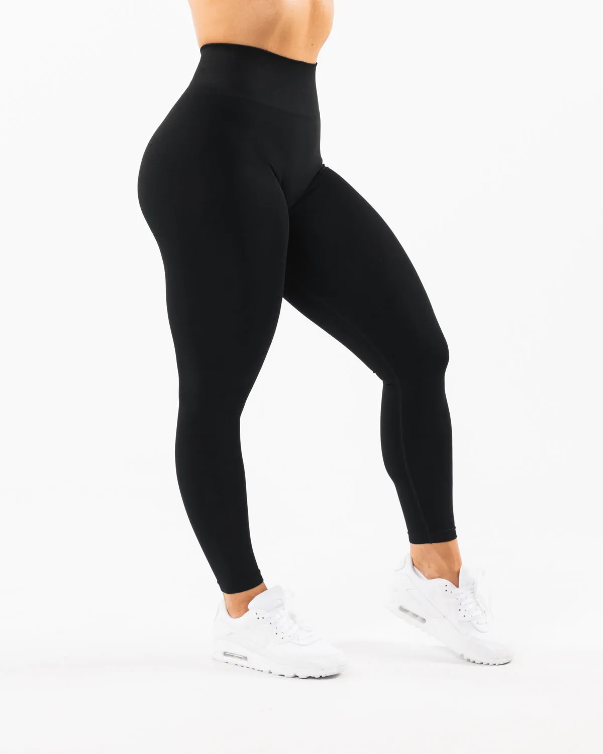 Amplify Ultra-High Rise Legging - Black sold by Alphalete product image thumbnail 5