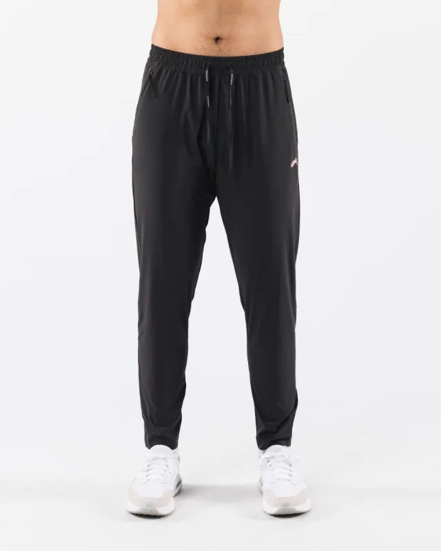 Swift Training Pant - Pebble sold by Alphalete