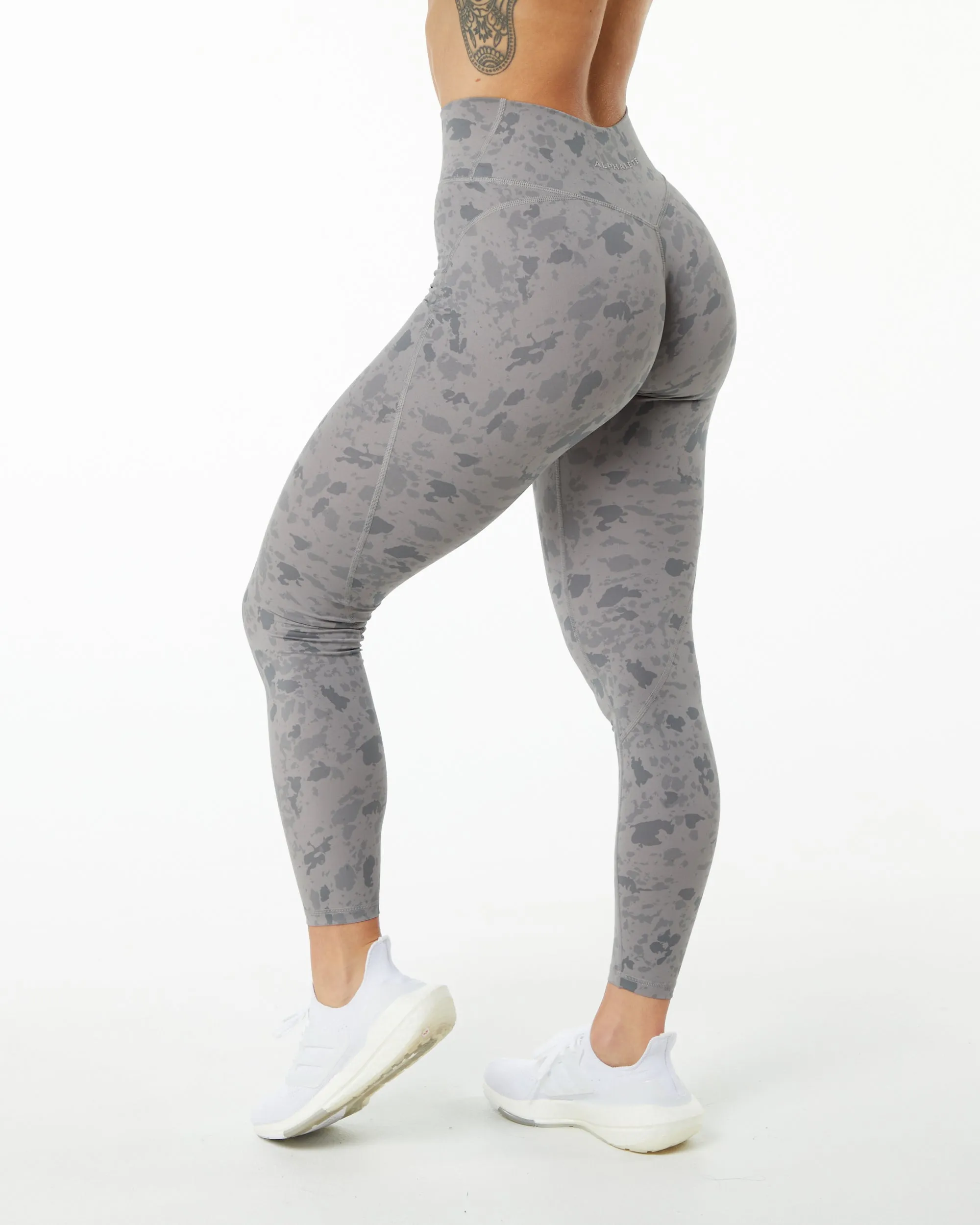 Surface Power Legging - Pebble Print Stone Grey sold by Alphalete product image thumbnail 4