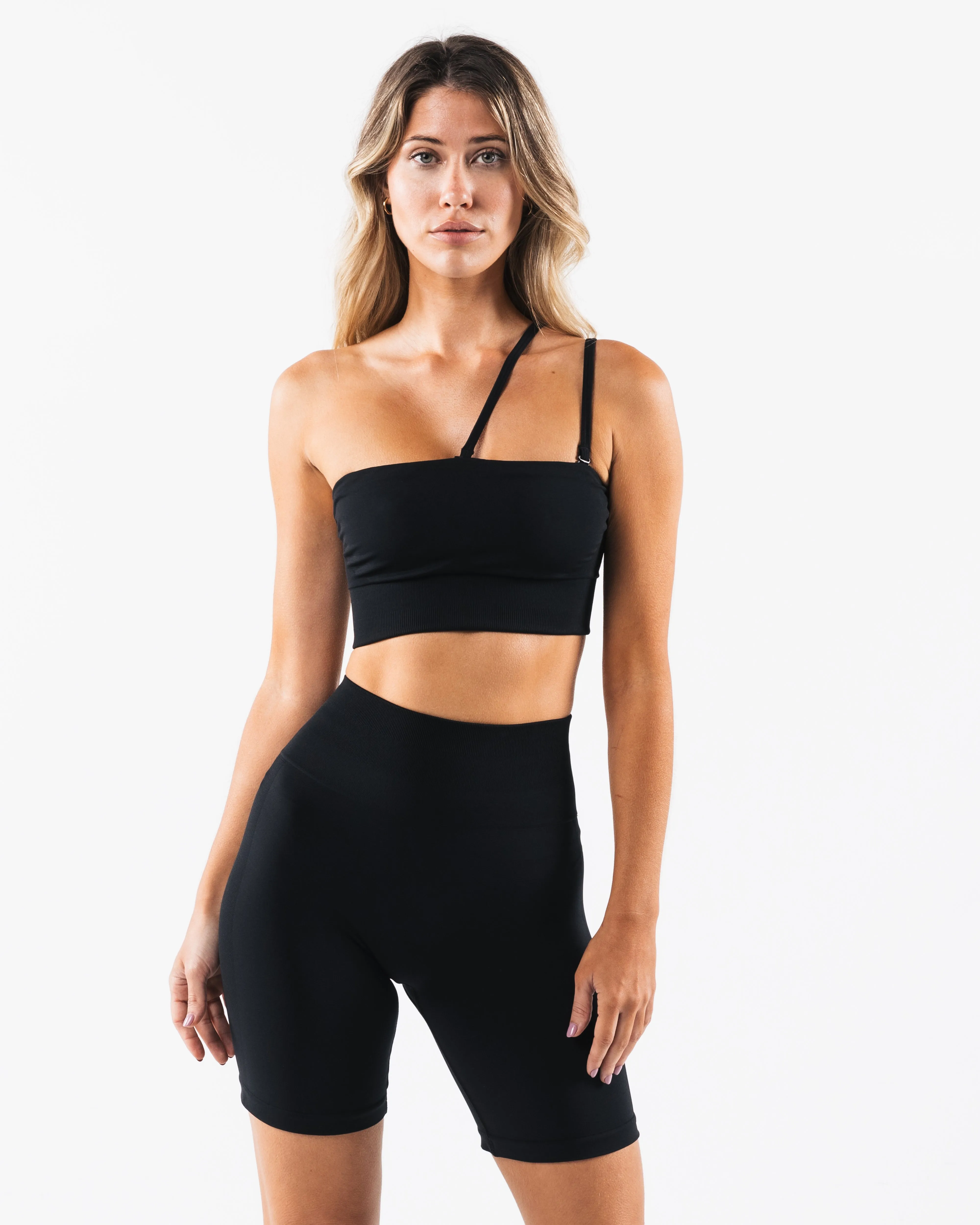 Amplify Gemini Bra - Black sold by Alphalete