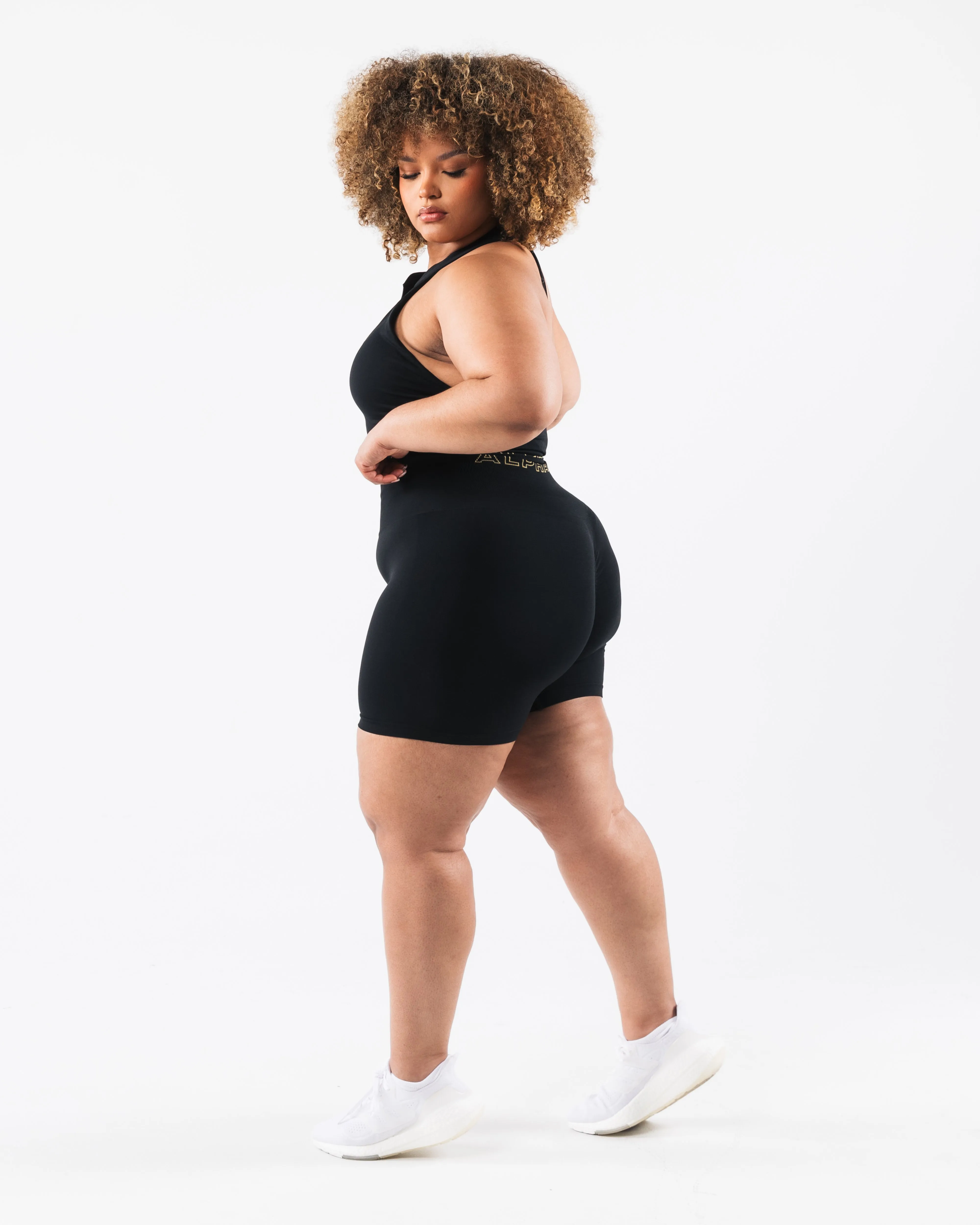 Amplify Gravity Ultra-High Rise Short - Black SE sold by Alphalete product image thumbnail 4