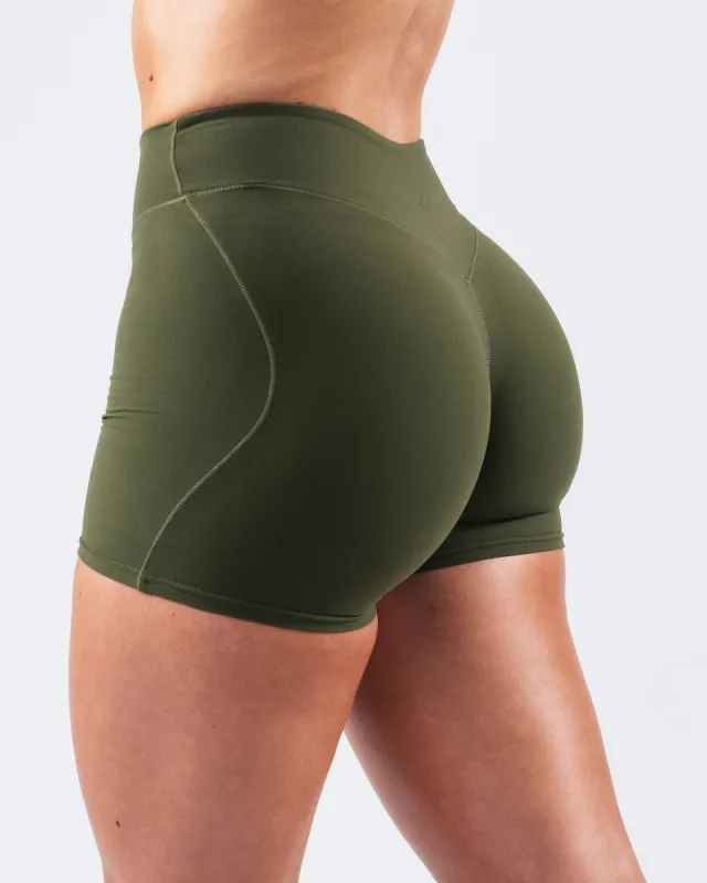 Everyday Core Short 5" - Grand sold by Alphalete