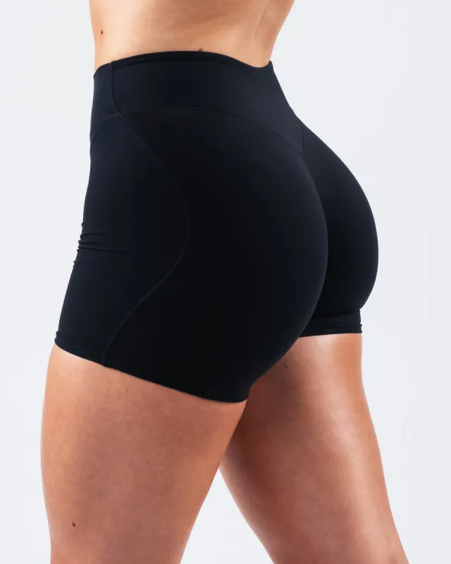 Everyday Core Short 5" - Black sold by Alphalete