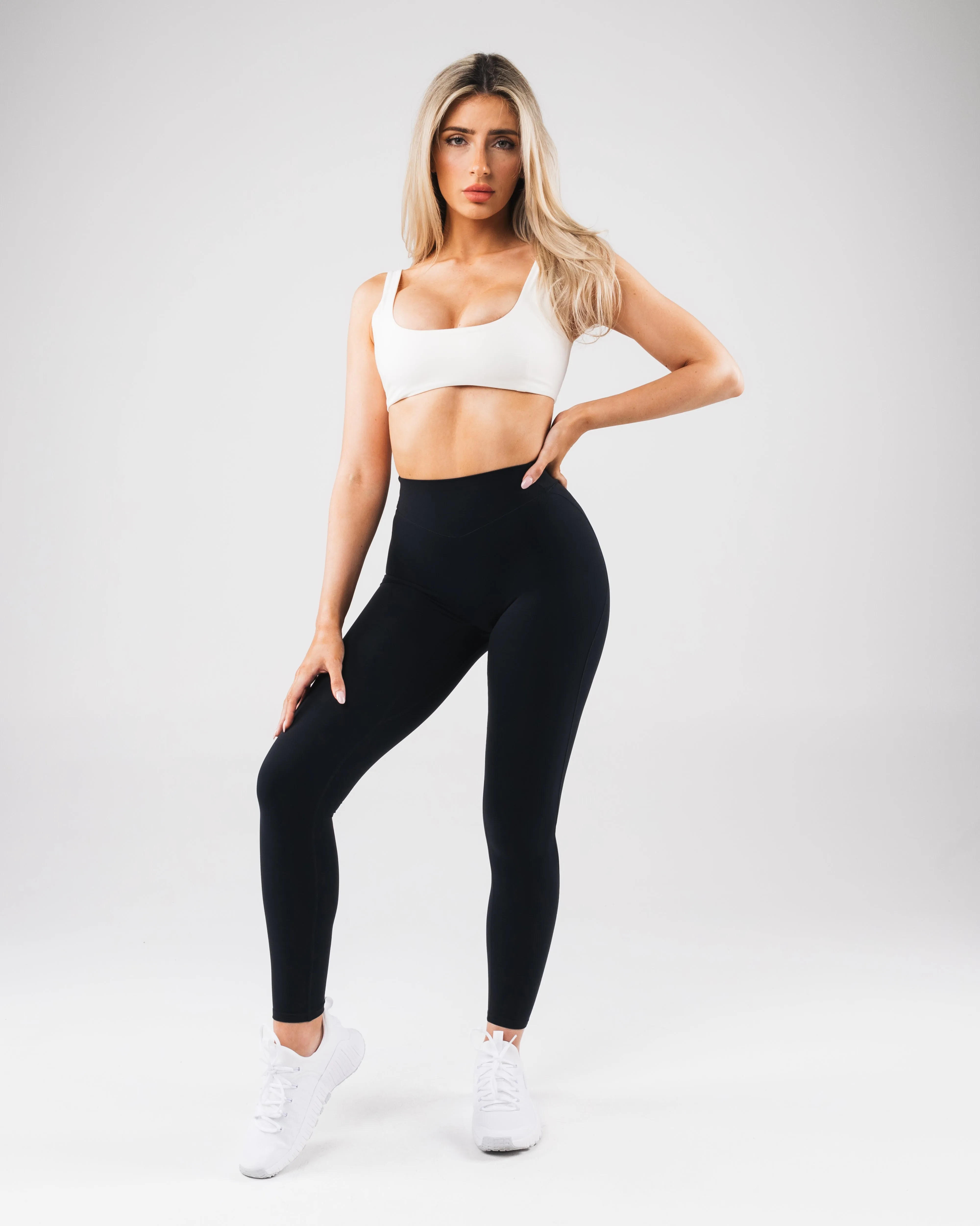 Olivia Sculpt Bra - Lace sold by Alphalete product image thumbnail 3