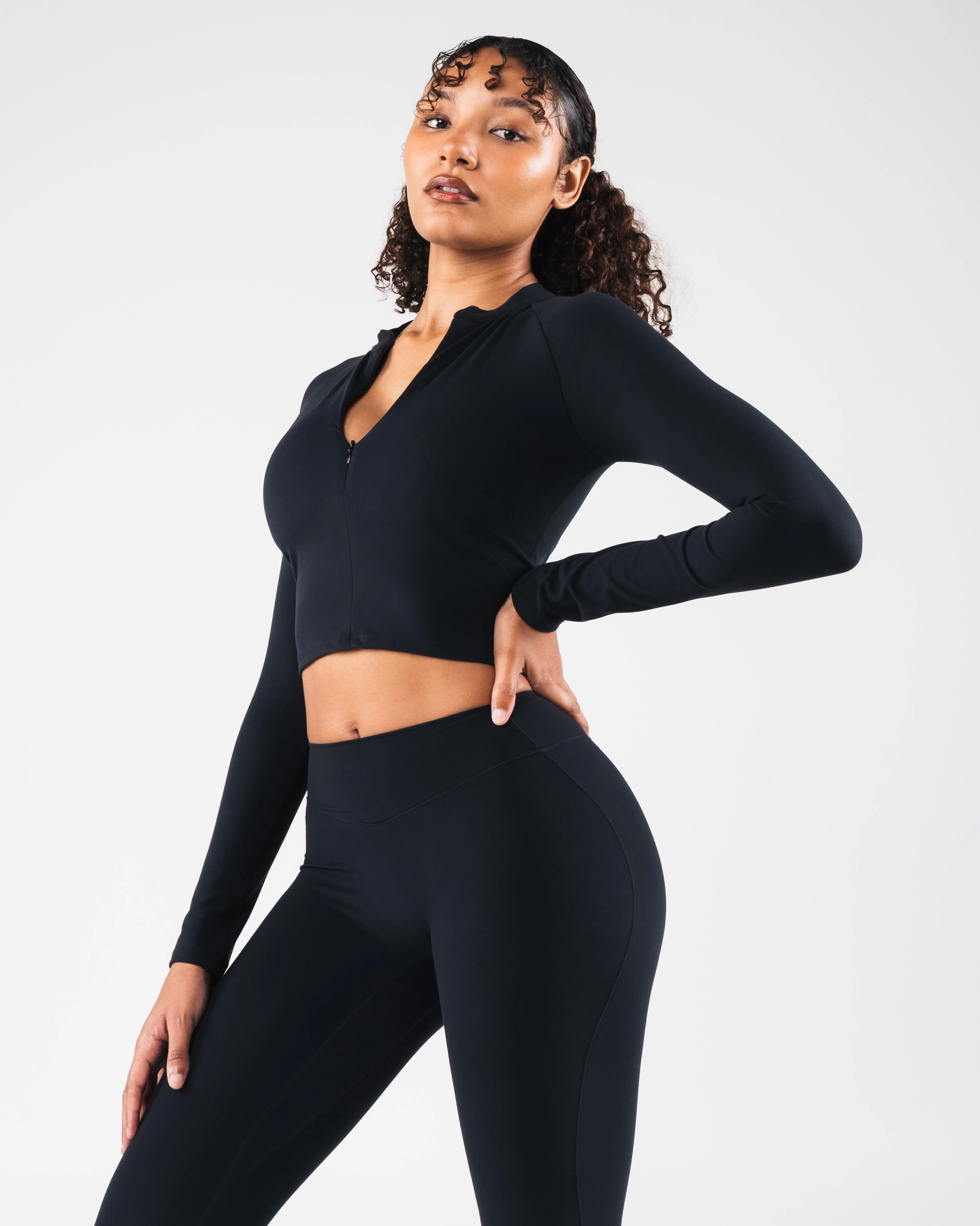 KDM LS Zip Bra - Black sold by Alphalete product image thumbnail 3