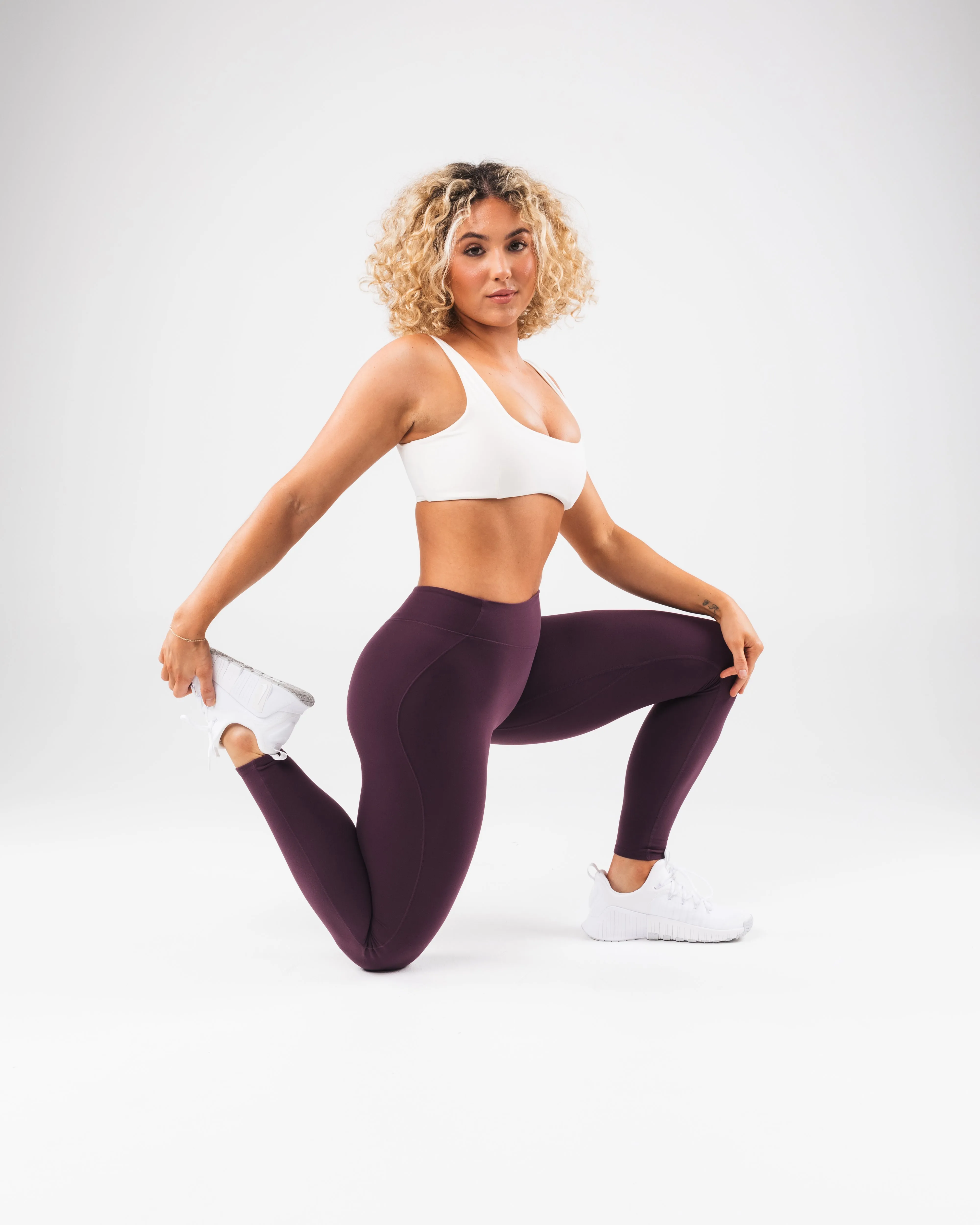 Everyday Core Mid Rise Legging - Dusk sold by Alphalete product image thumbnail 2