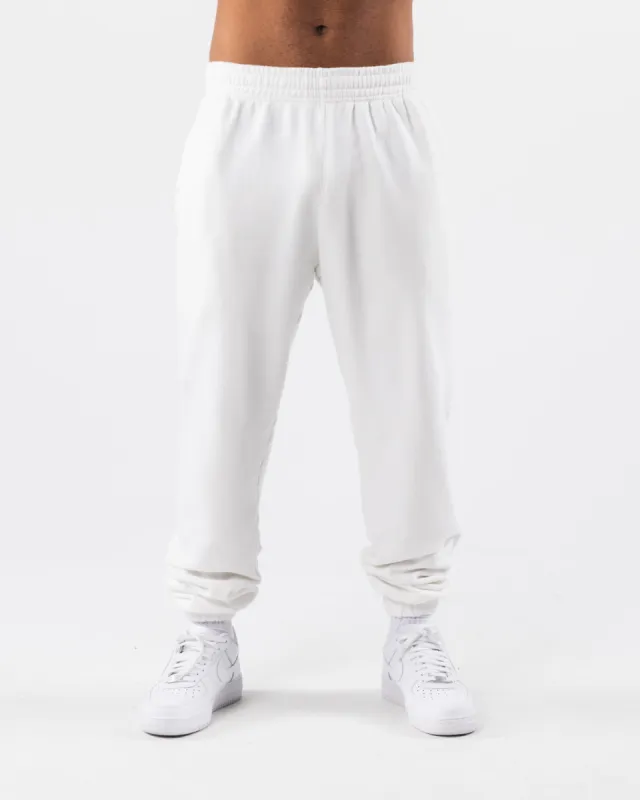 🎁 Earth Dye Natural Jogger - Cloud White (100% off) sold by Alphalete