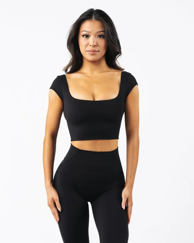 Aura Reya Top - Black sold by Alphalete