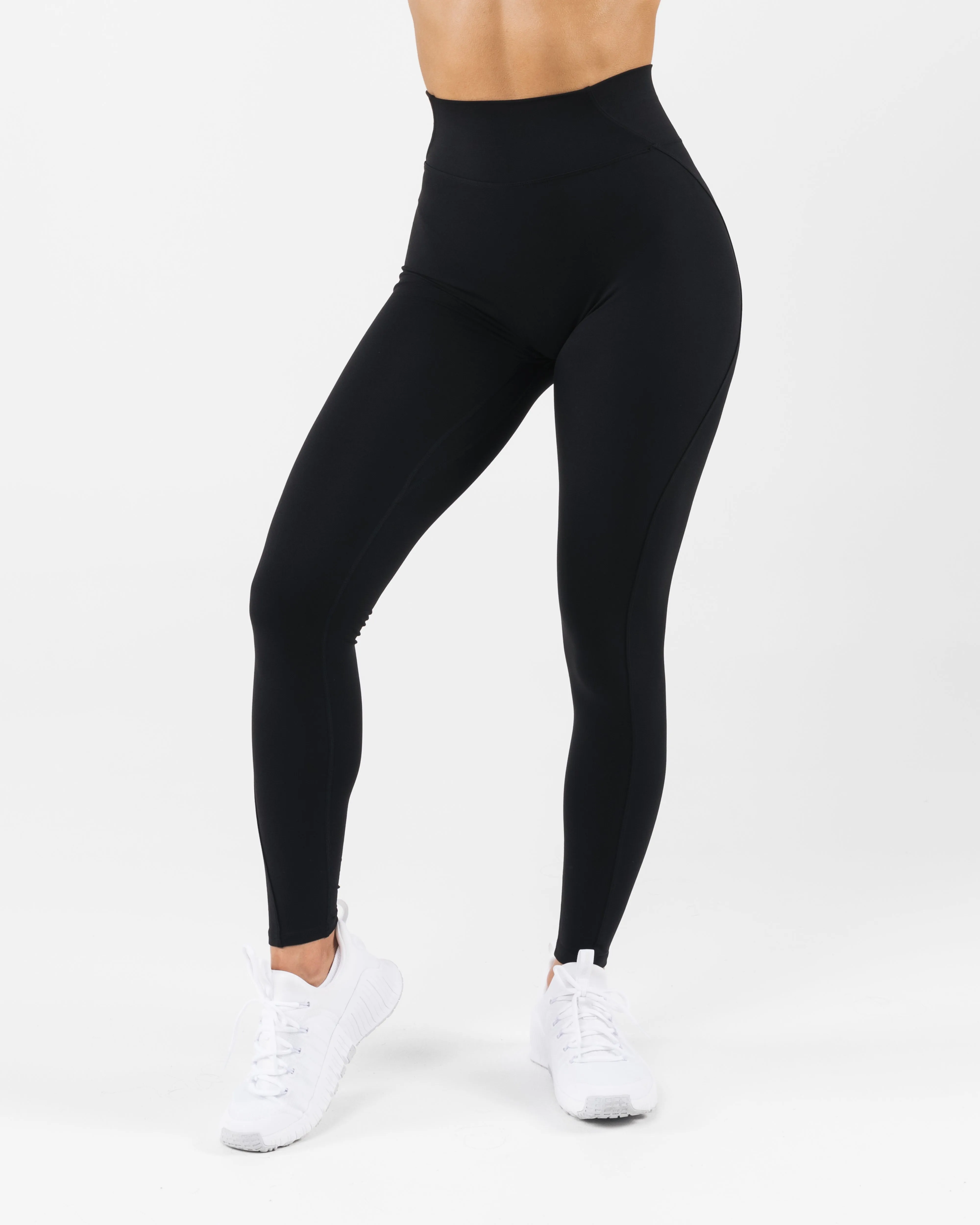 Aura Ultra-High Rise Legging - Onyx sold by Alphalete