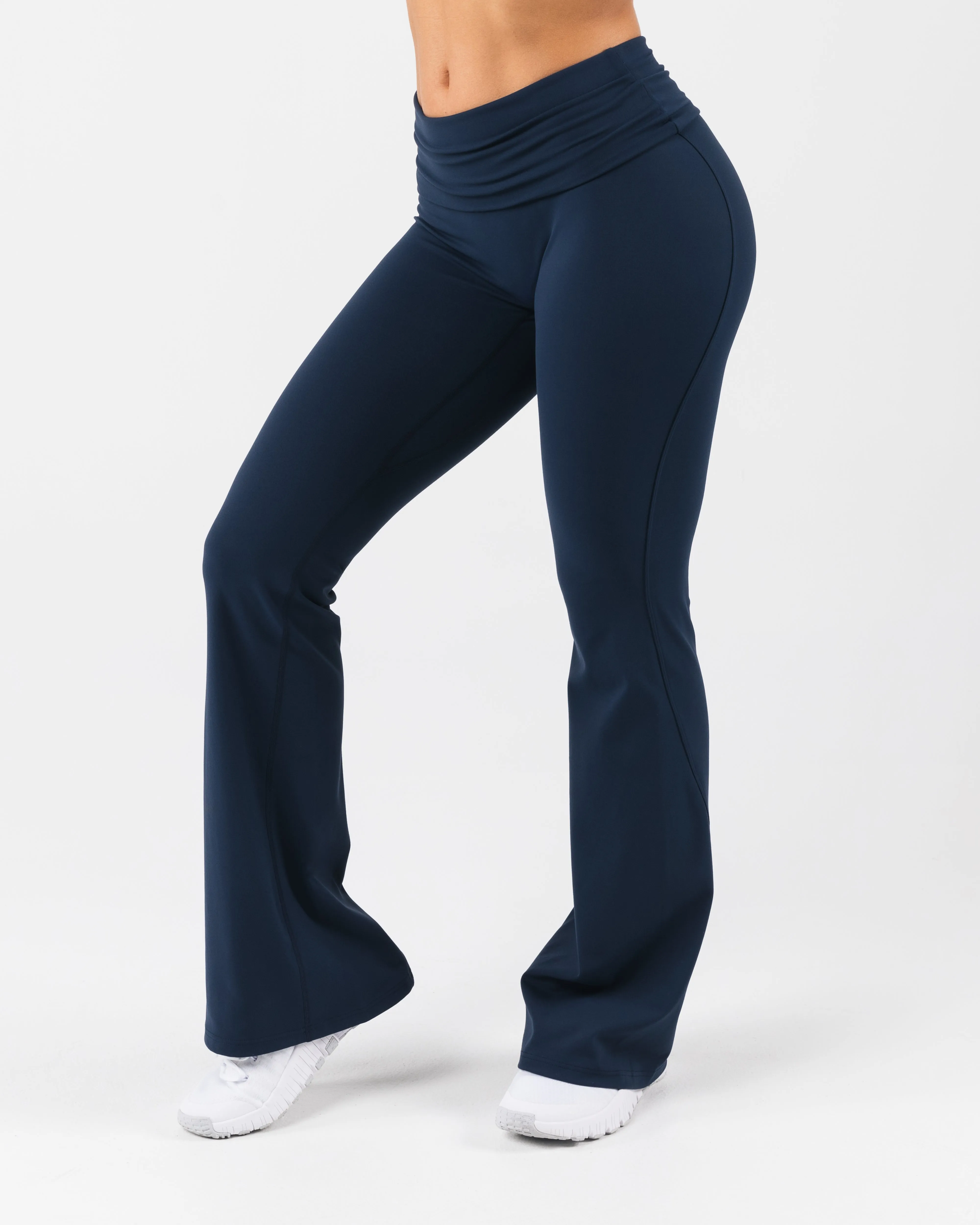 Aura Foldover Flare - Anchor sold by Alphalete product image thumbnail 3
