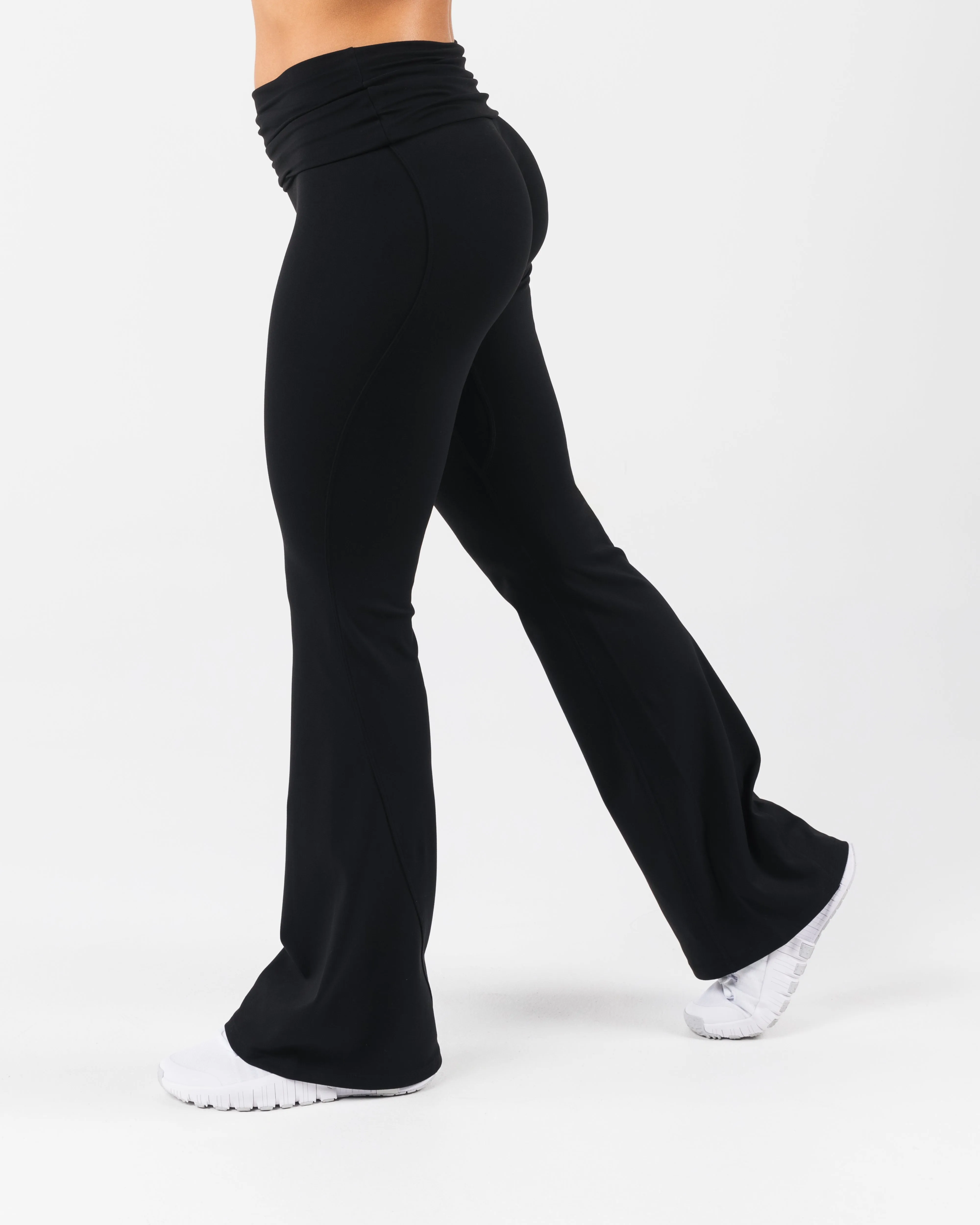 Aura Foldover Flare - Black sold by Alphalete product image thumbnail 5