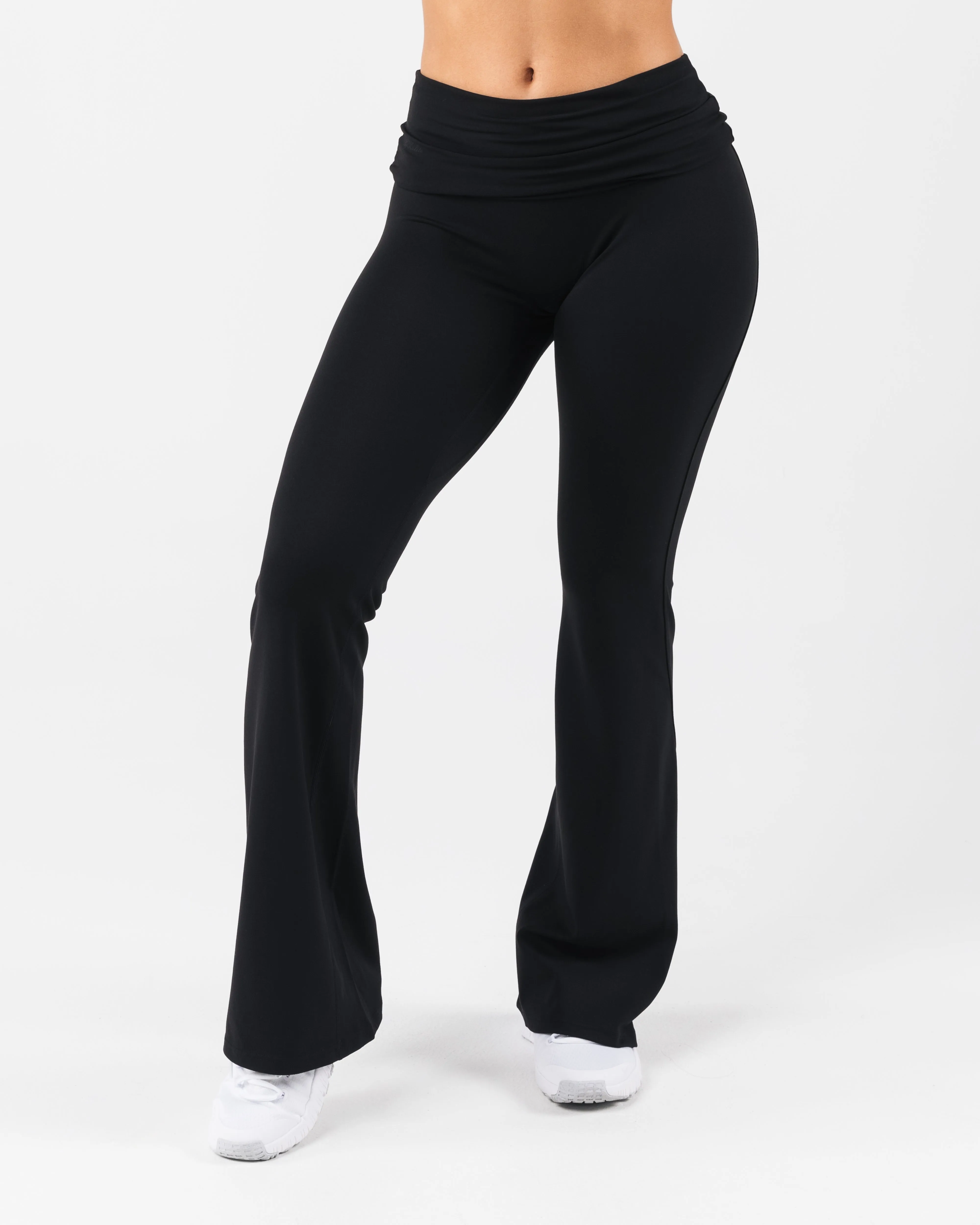 Aura Foldover Flare - Black sold by Alphalete