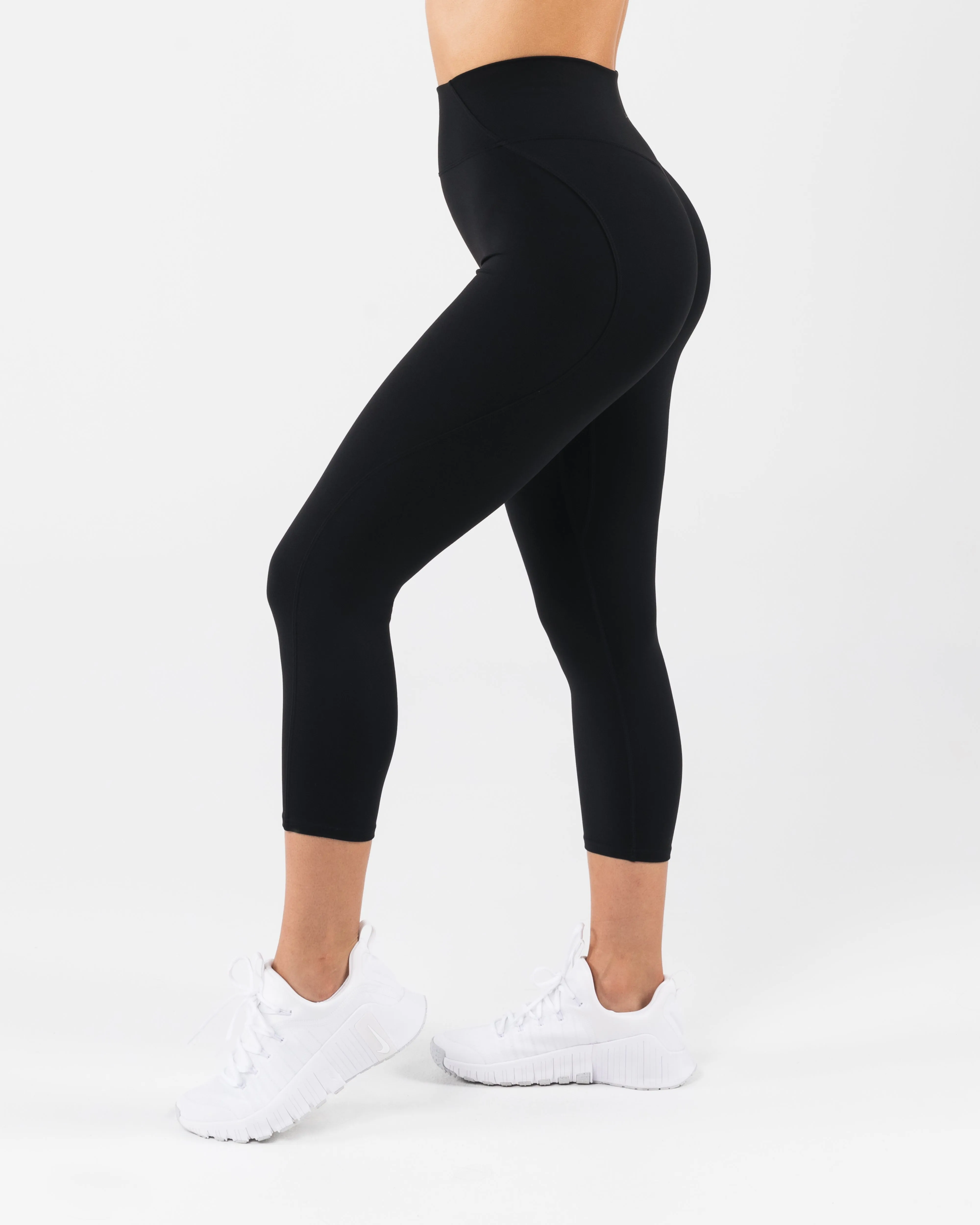 Aura Ultra-High Rise Capri - Black sold by Alphalete product image thumbnail 3