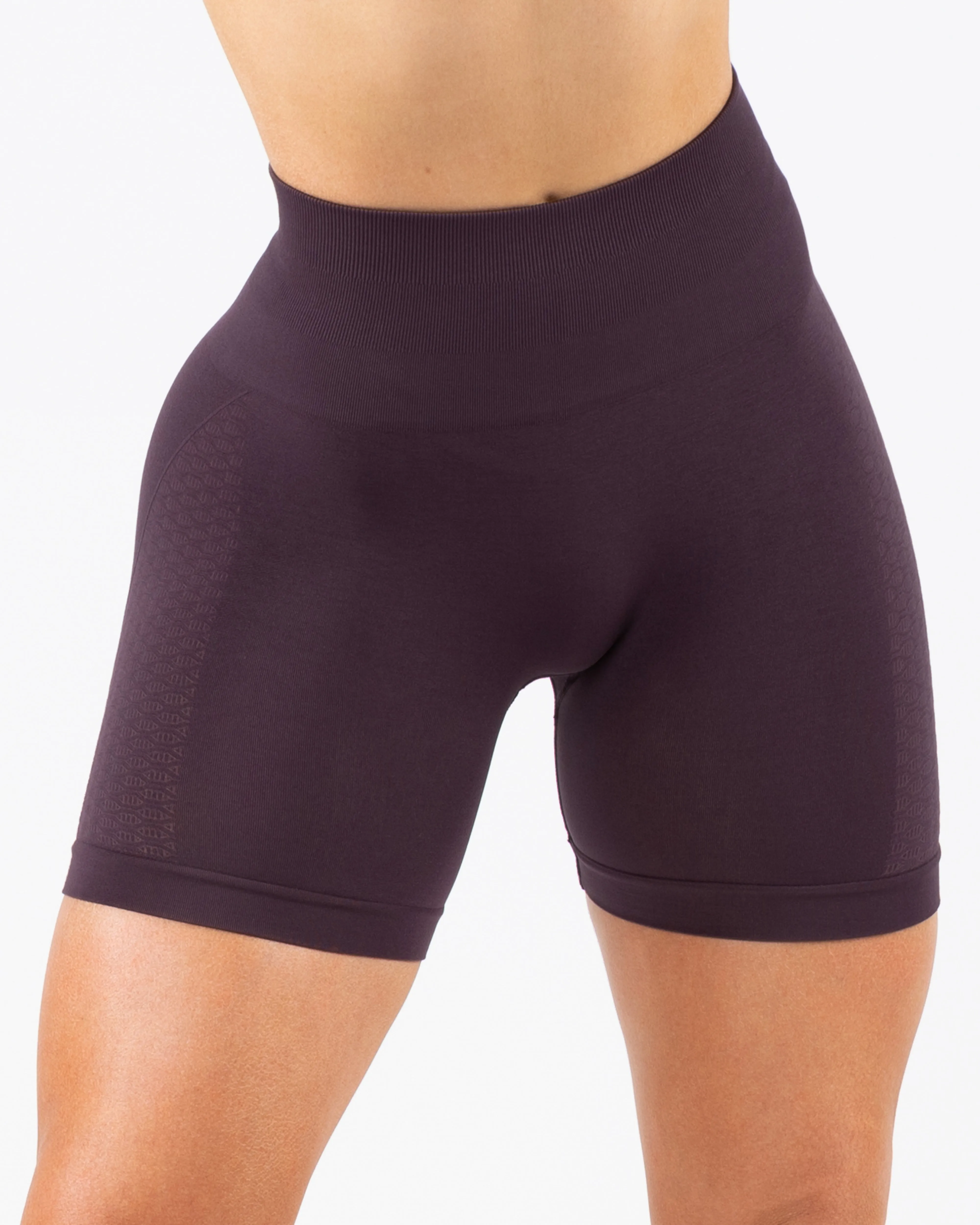 Amplify Contour Short 5" - Black Garnet sold by Alphalete product image thumbnail 3