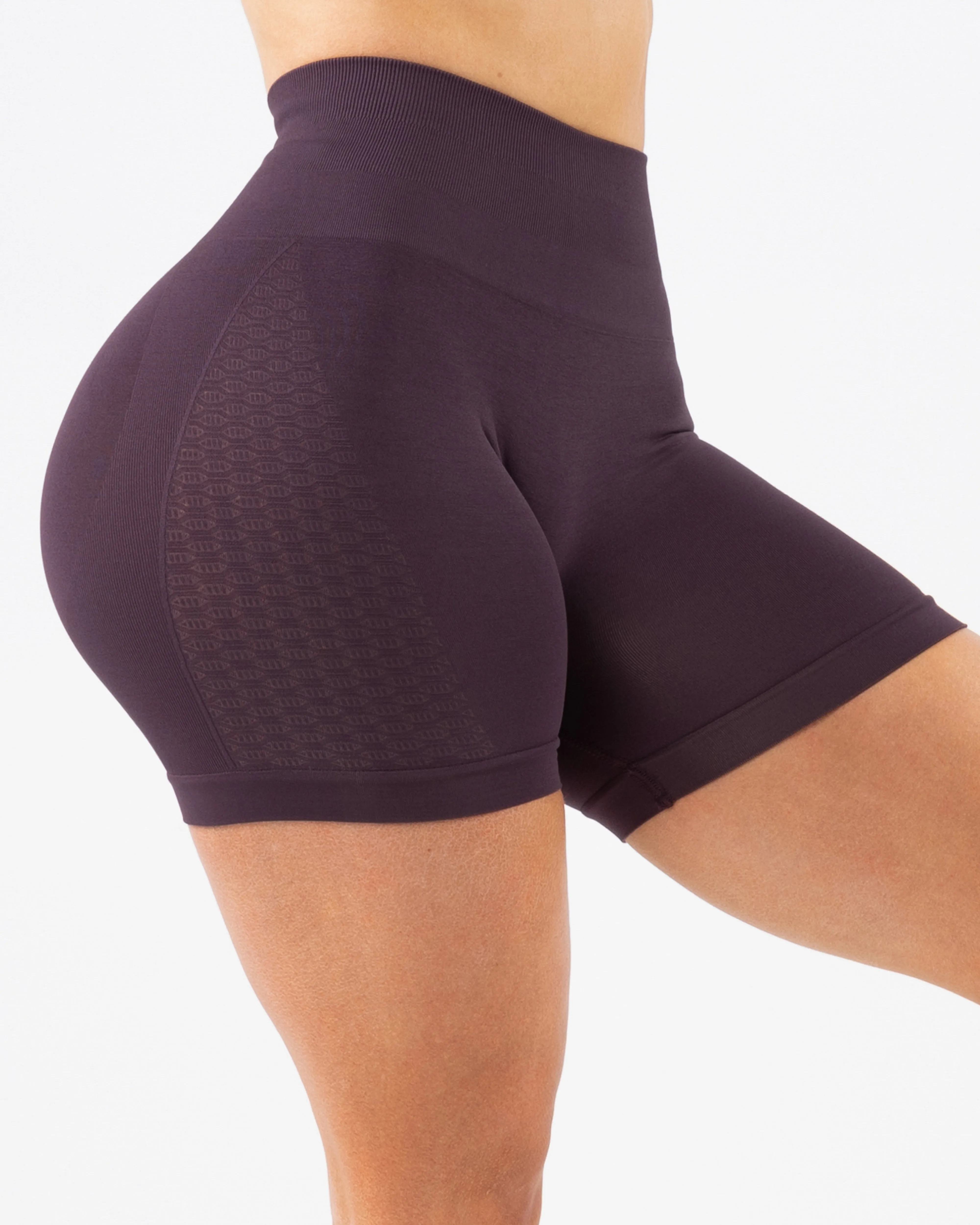 Amplify Contour Short 5" - Black Garnet sold by Alphalete product image thumbnail 5