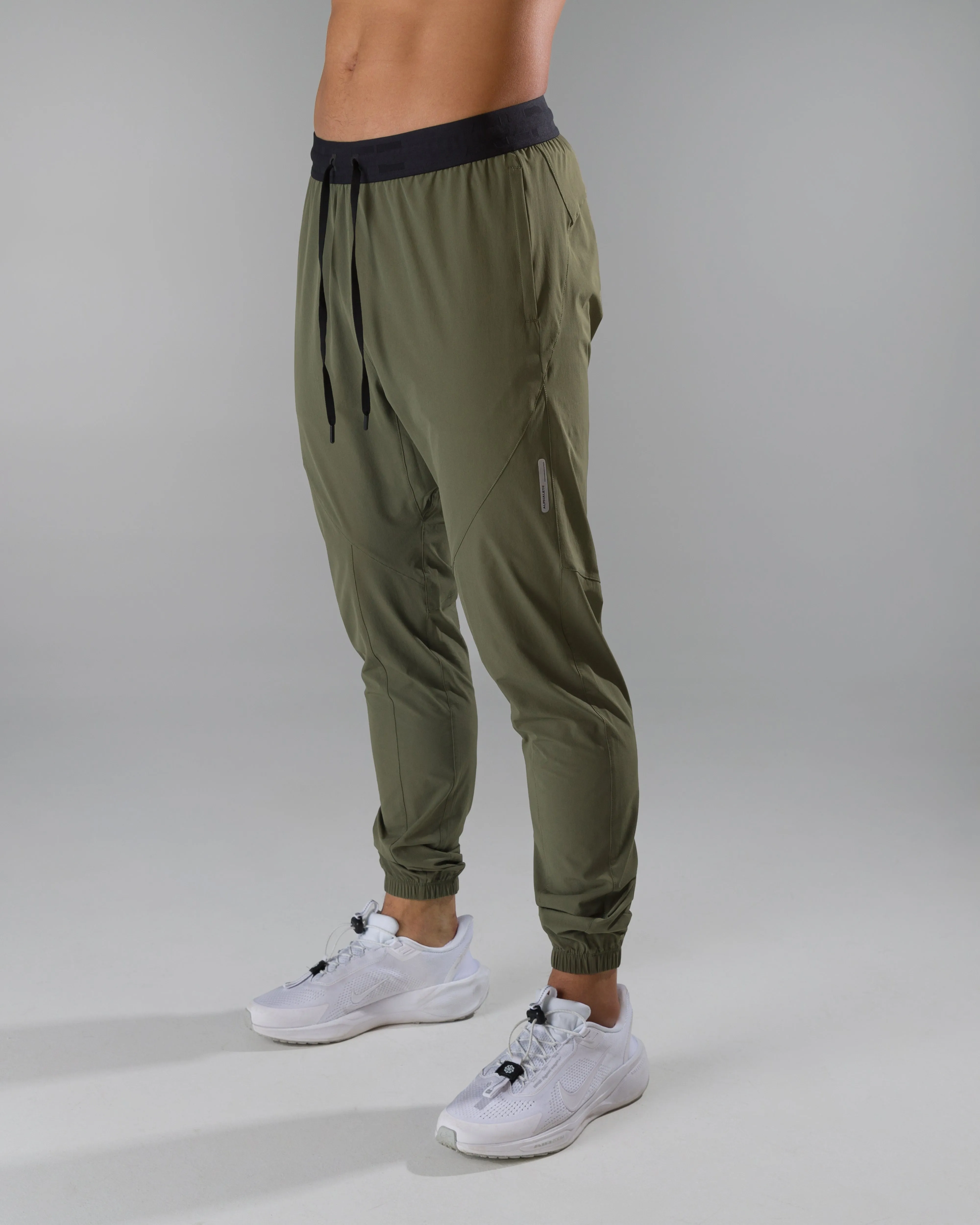 Apex Jogger - Evergrit sold by Alphalete