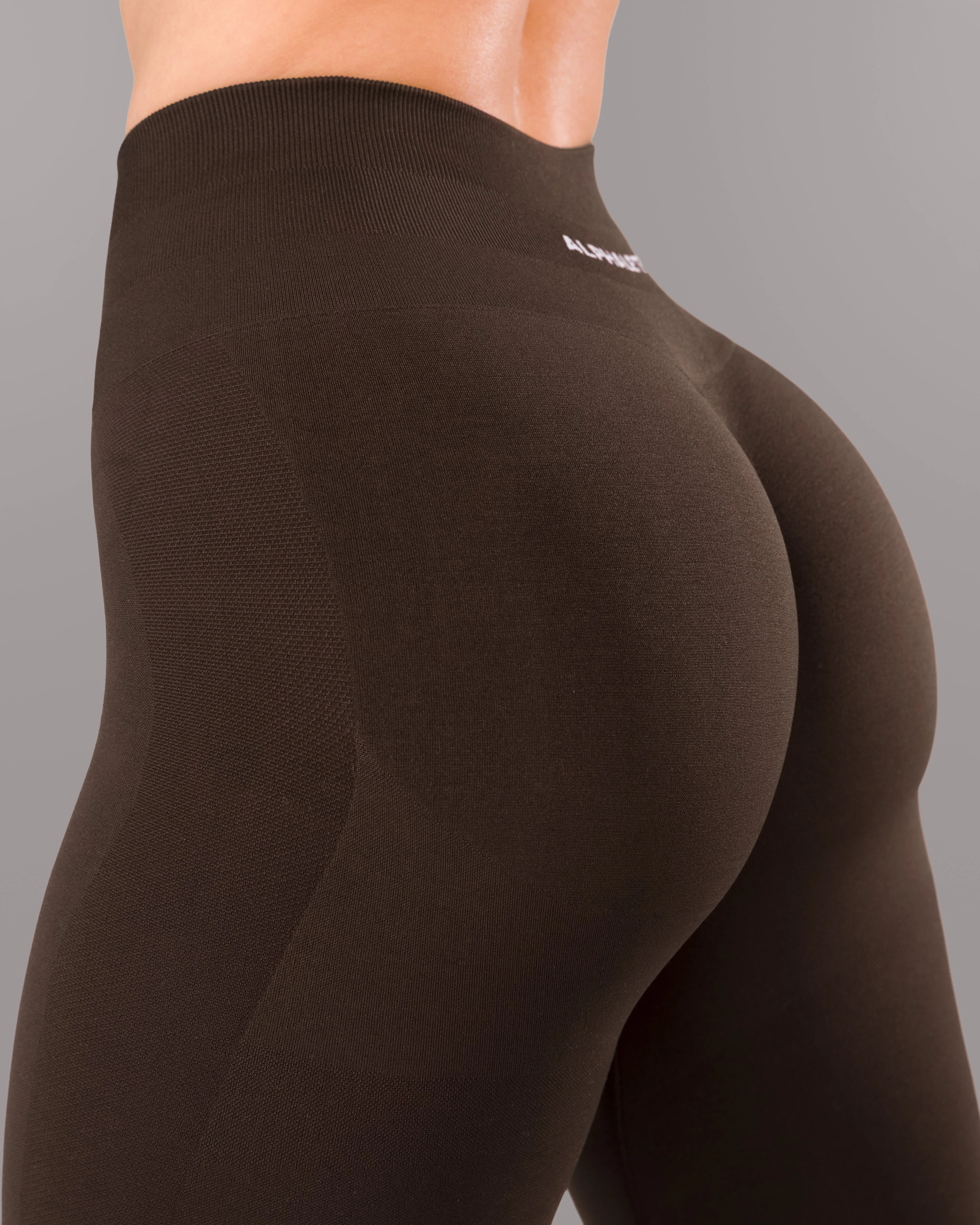 Pump Mid Rise Legging - Espresso sold by Alphalete product image thumbnail 4