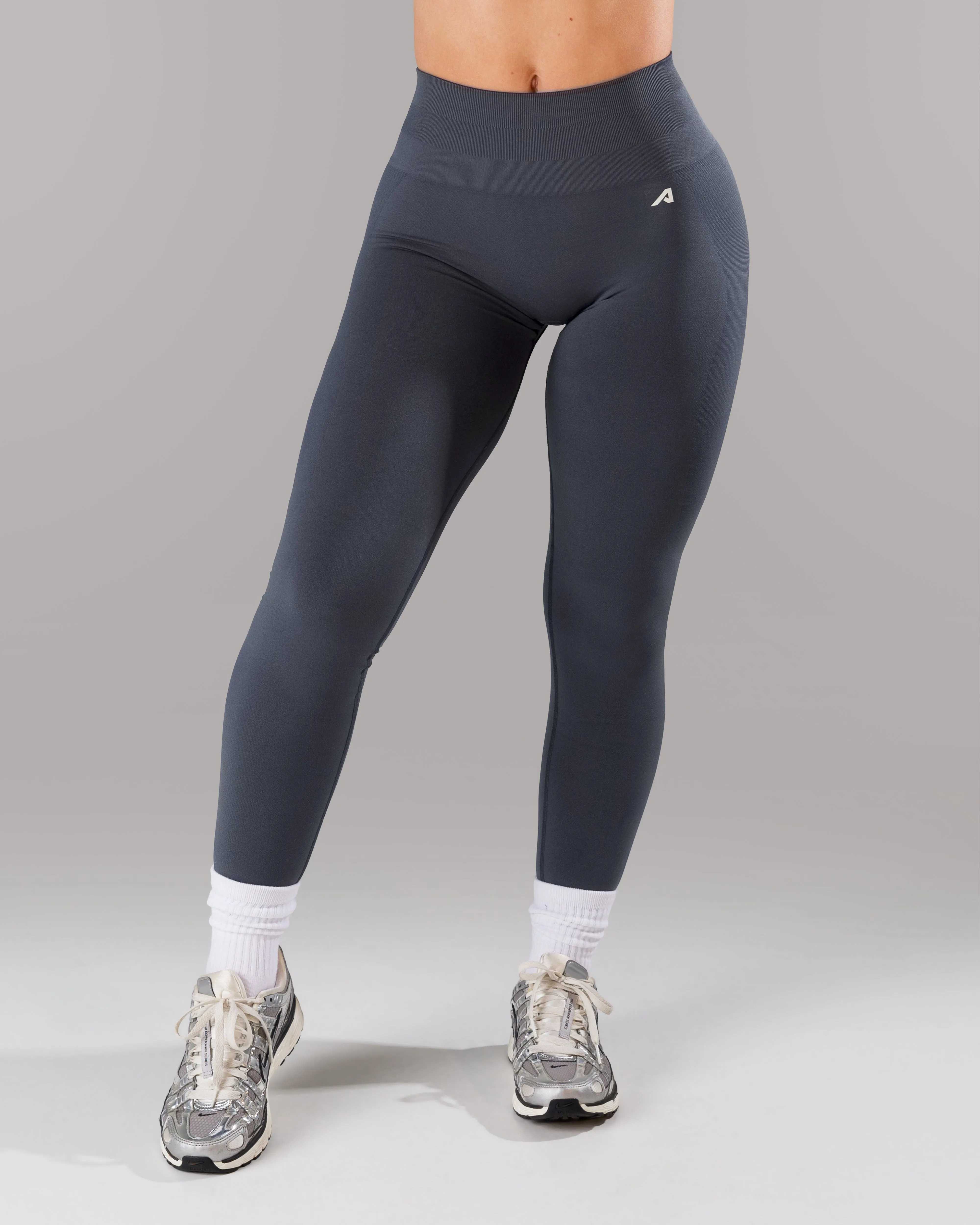 Pump Mid Rise Legging - Dusty Navy sold by Alphalete product image thumbnail 3