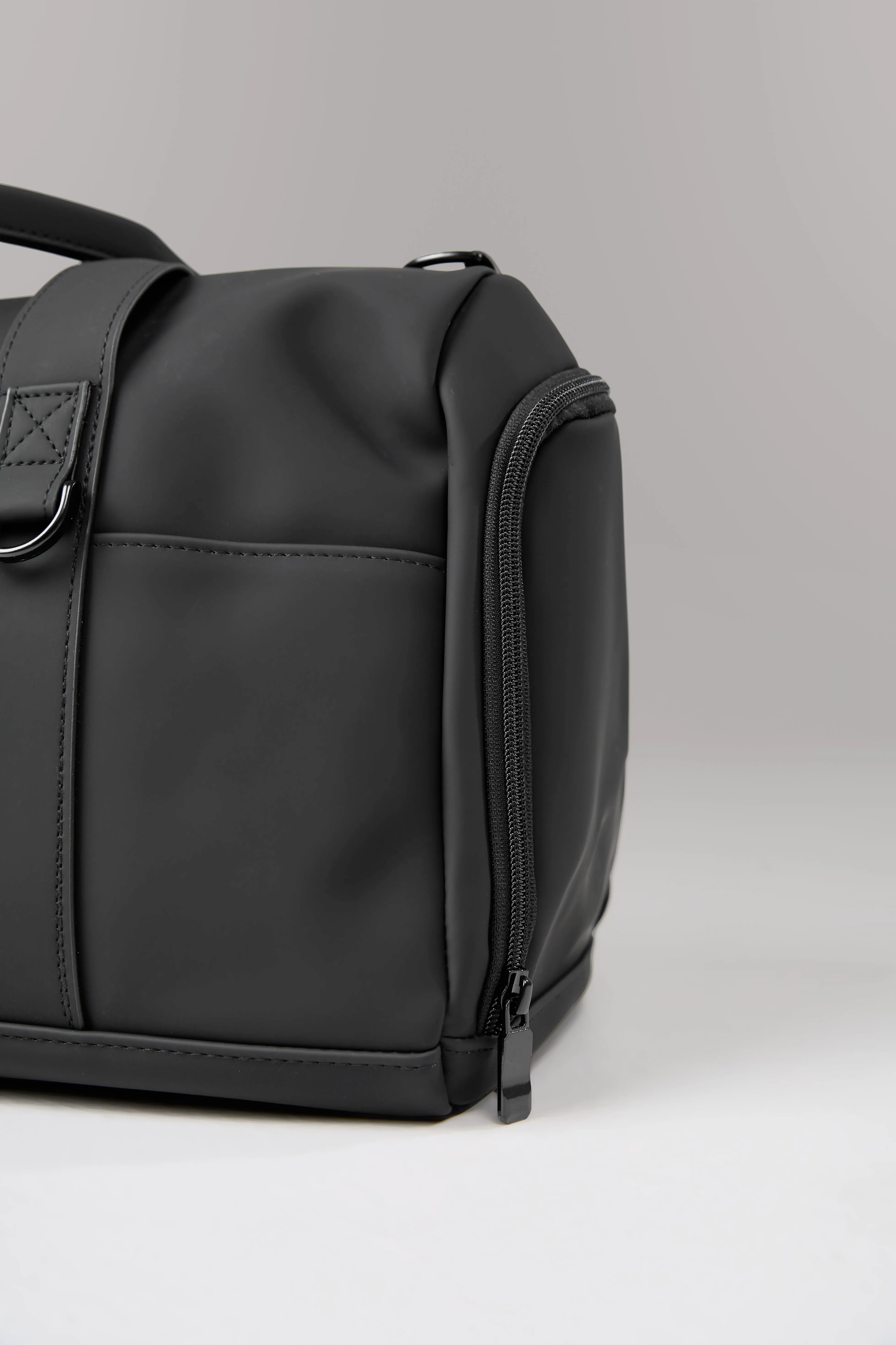 Voyage Duffle Bag - Black sold by Alphalete product image thumbnail 5
